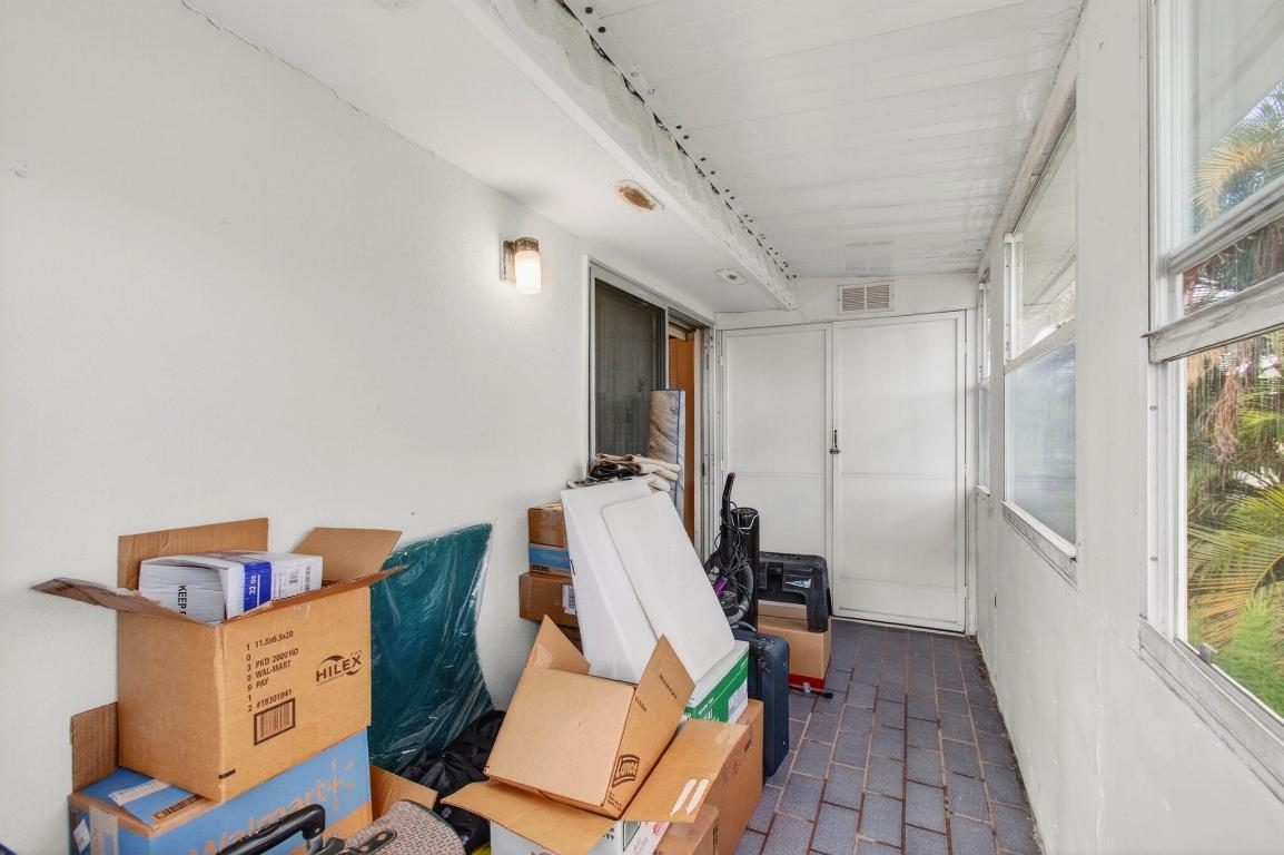 KINGS POINT - Residential