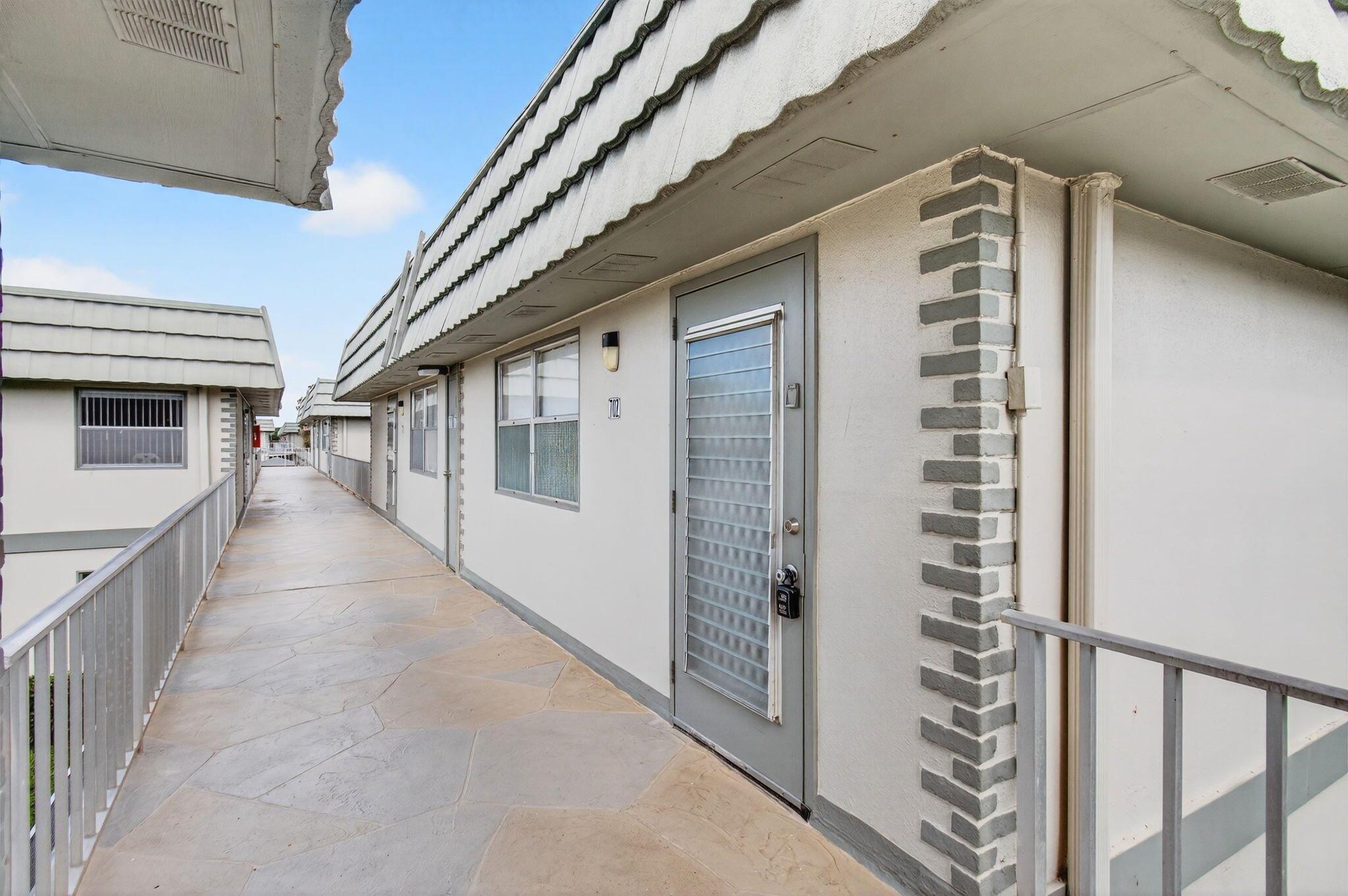 KINGS POINT - Residential