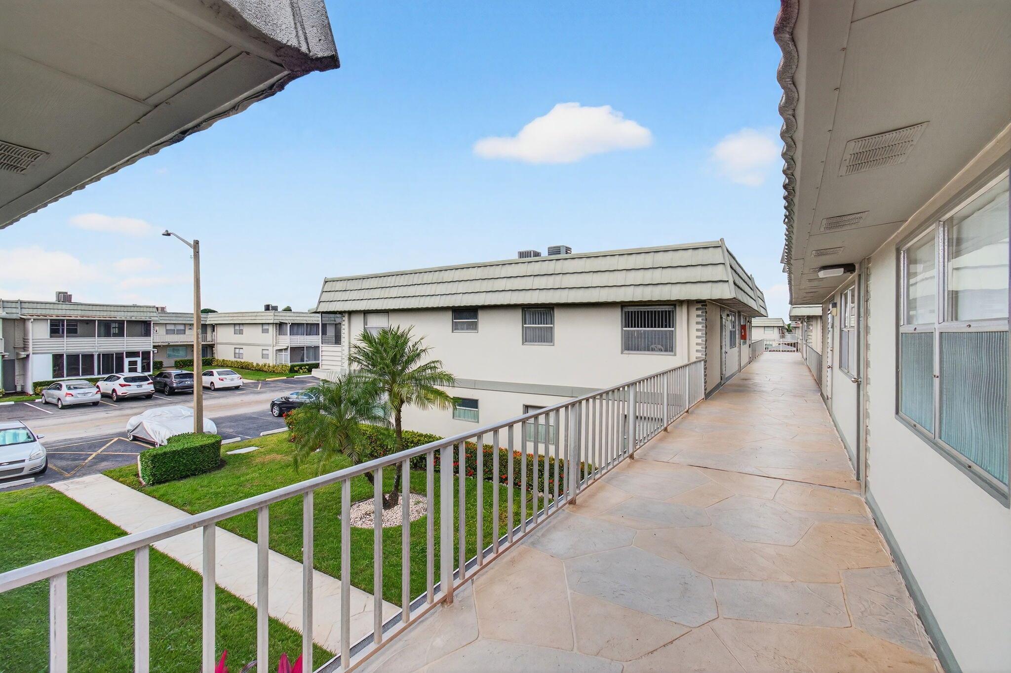 KINGS POINT - Residential