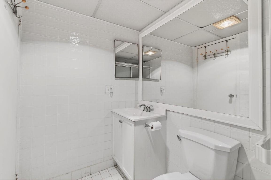 KINGS POINT - Residential