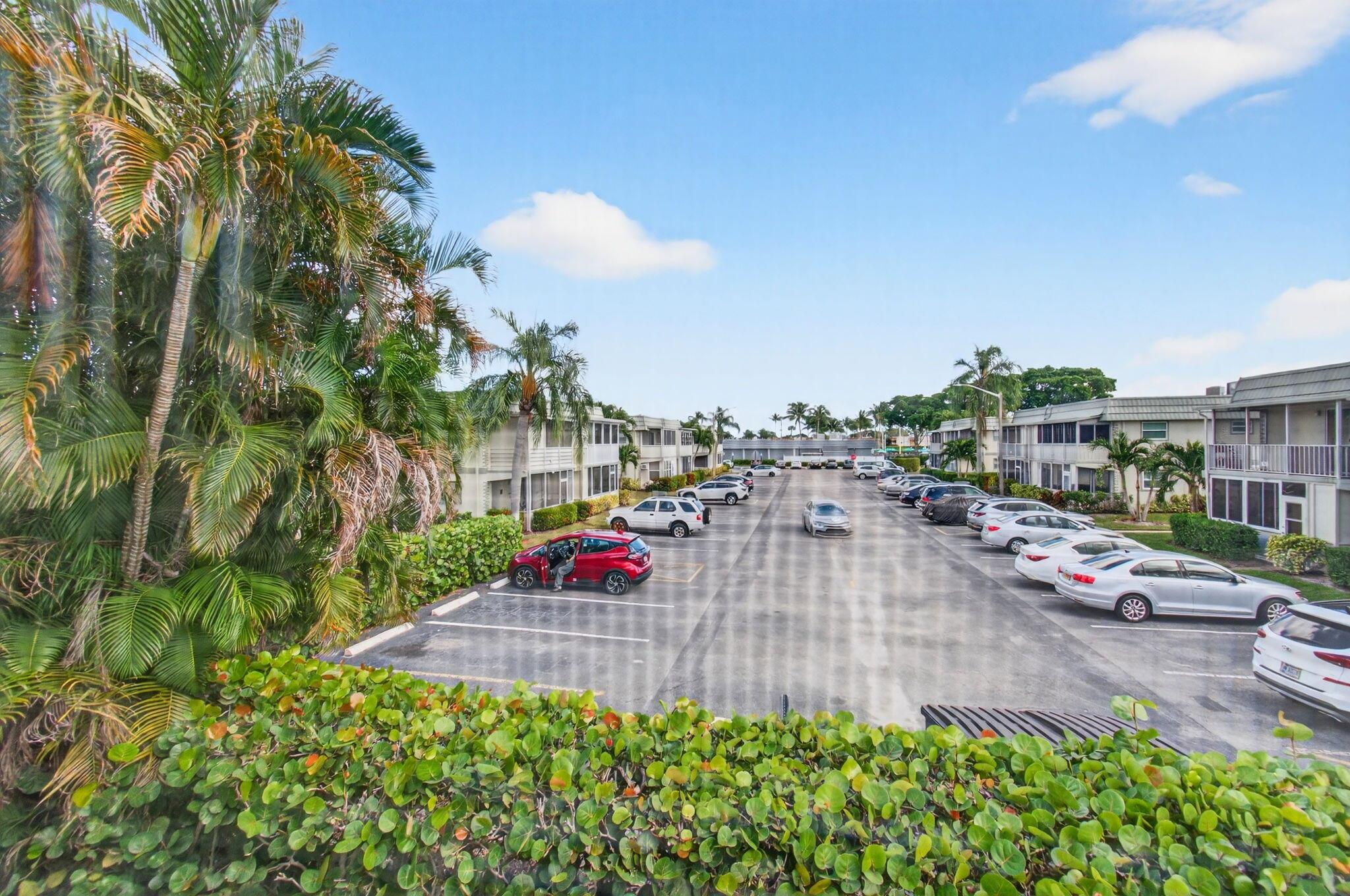 KINGS POINT - Residential