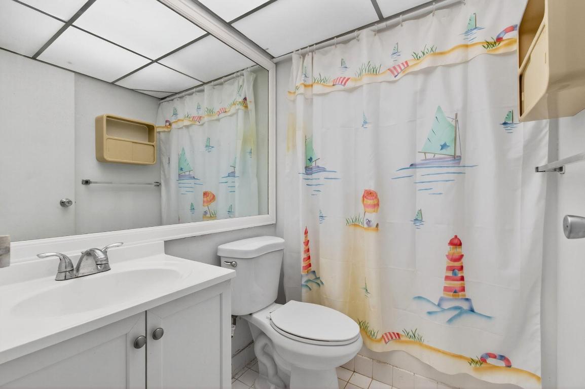 KINGS POINT - Residential