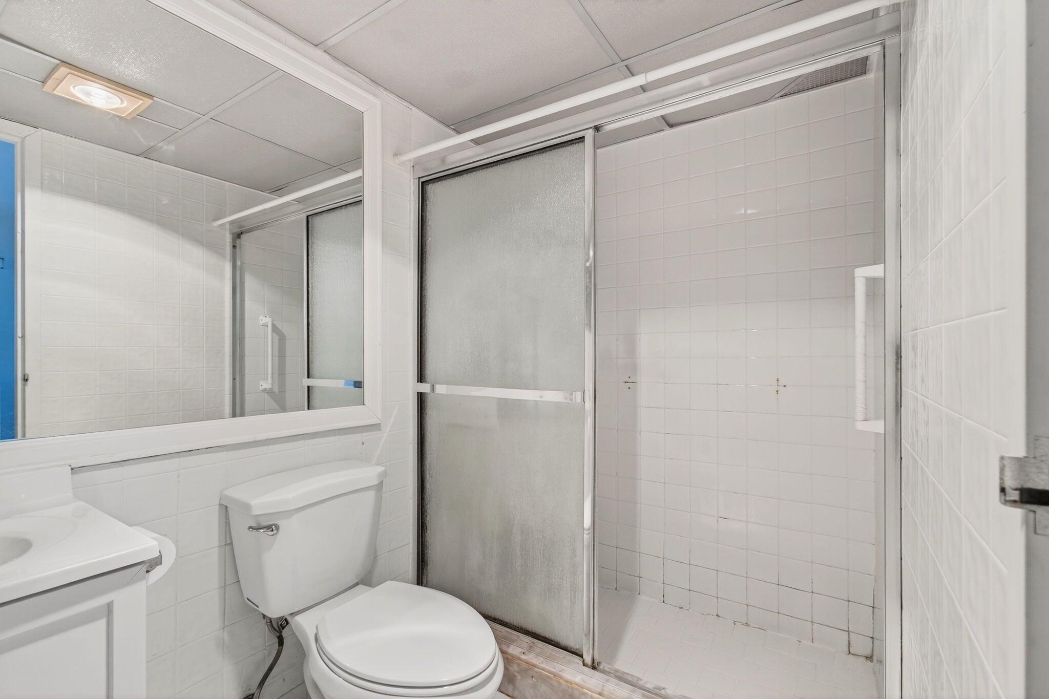 KINGS POINT - Residential