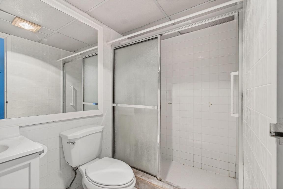 KINGS POINT - Residential