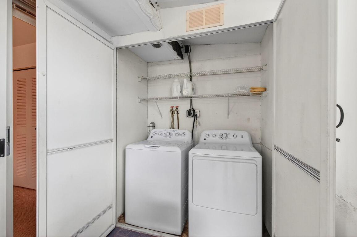 KINGS POINT - Residential