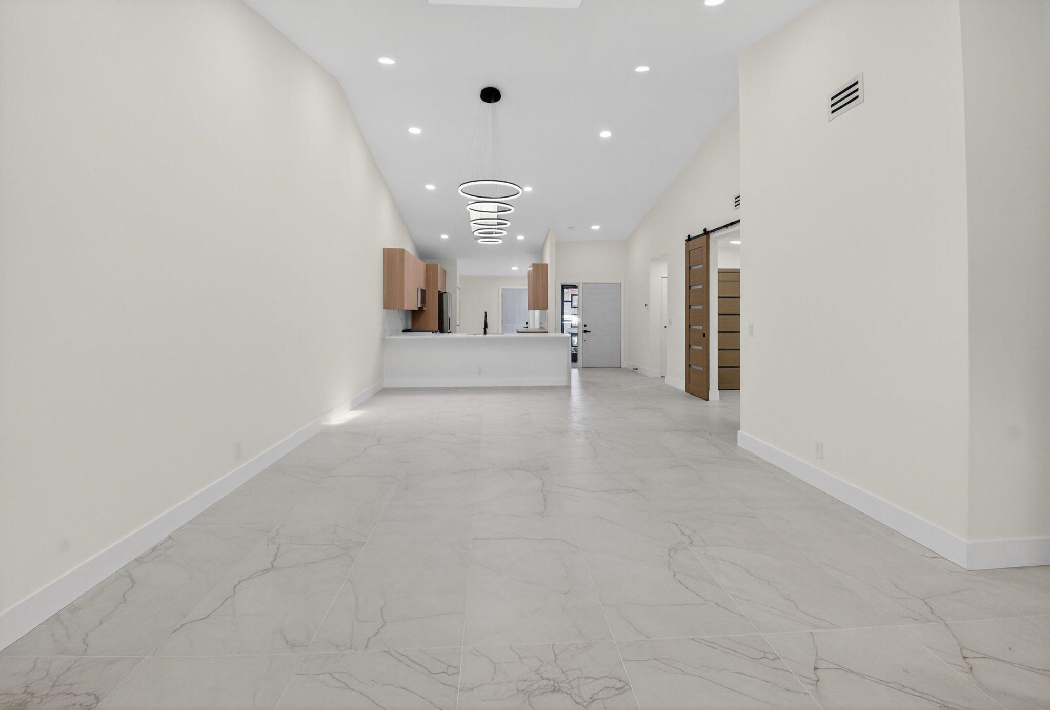 WHISPER WALK SEC E CONDO - Residential