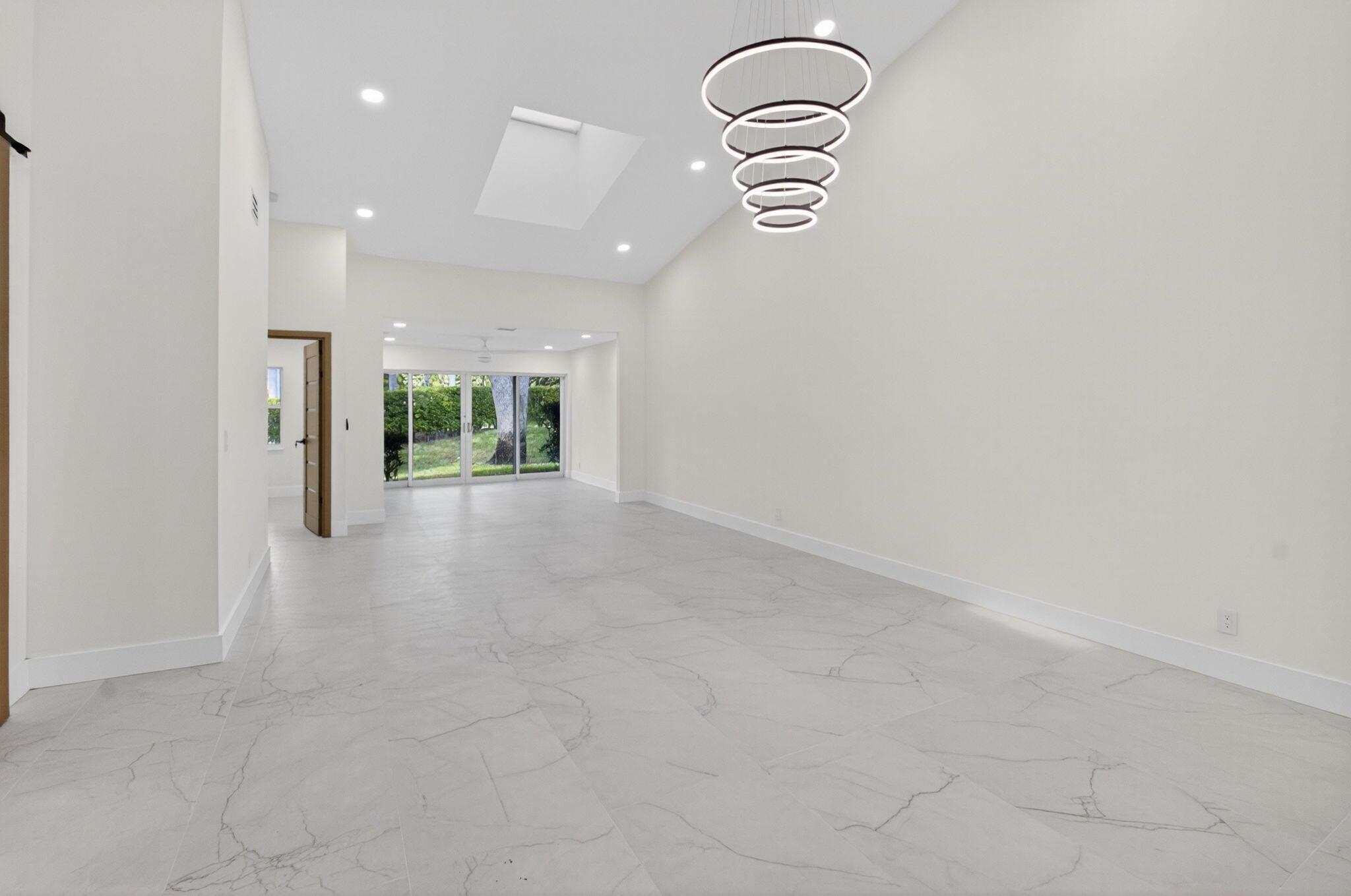 WHISPER WALK SEC E CONDO - Residential