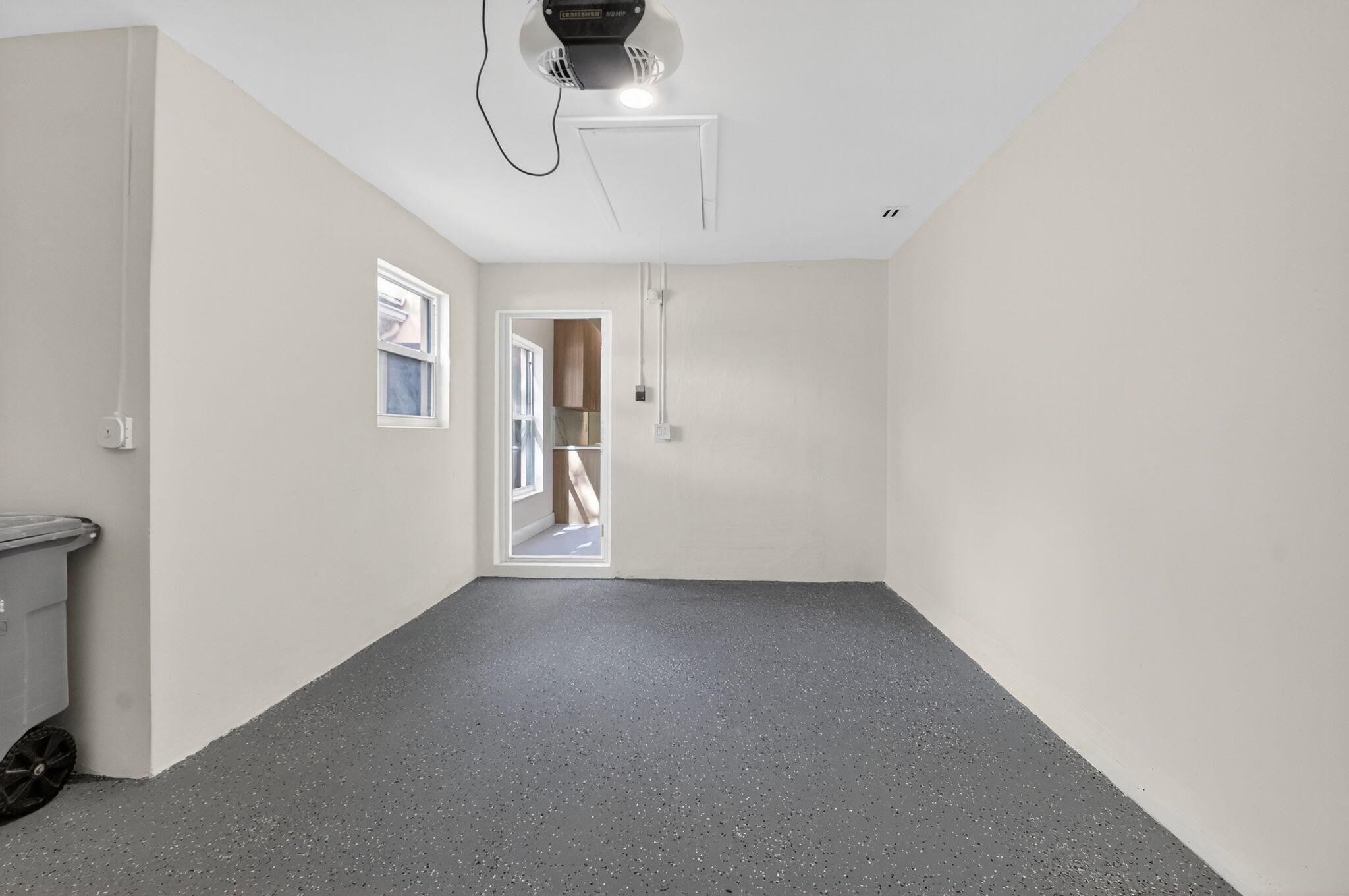 WHISPER WALK SEC E CONDO - Residential