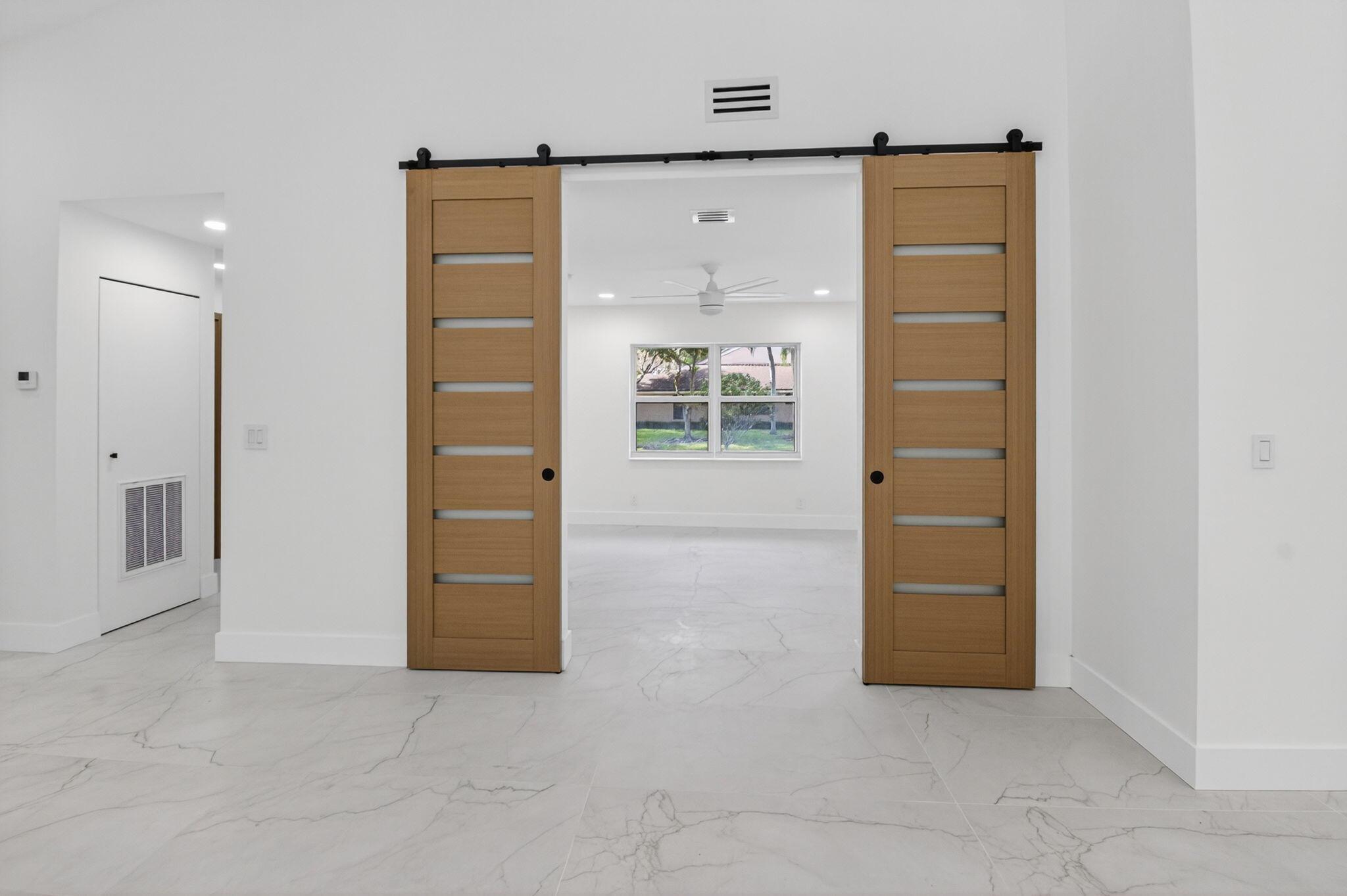 WHISPER WALK SEC E CONDO - Residential