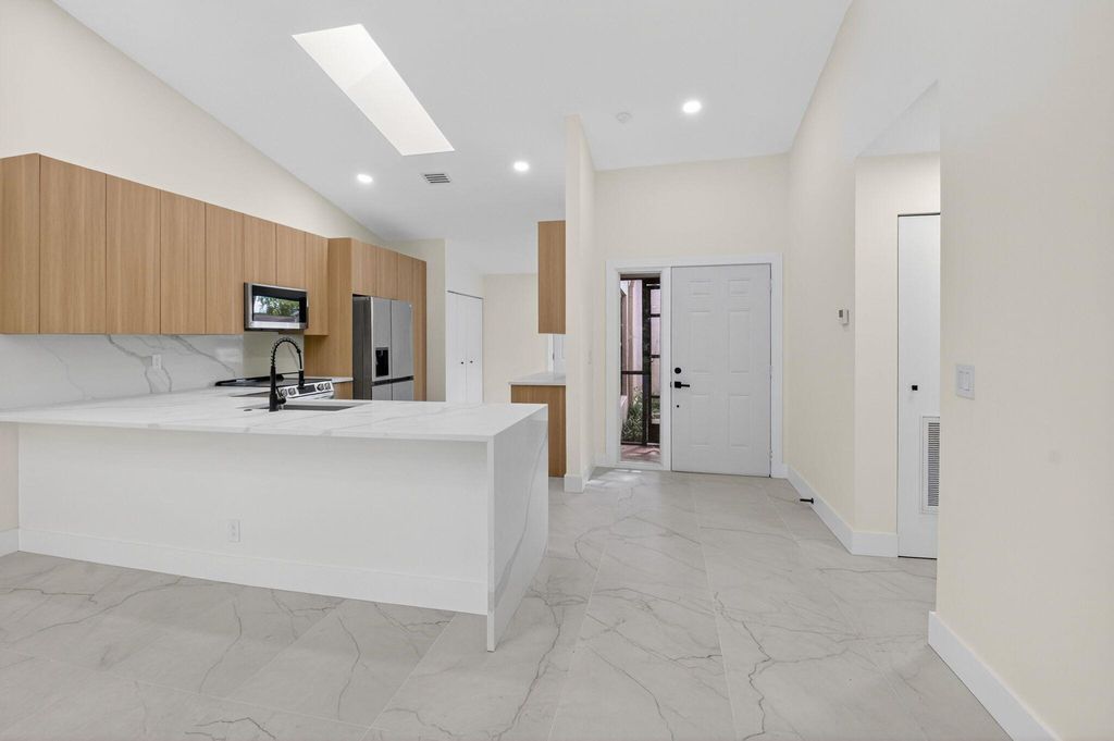 Photo of 8315 Springlake Drive #8315, Boca Raton, FL 33496 (MLS # R11143786)