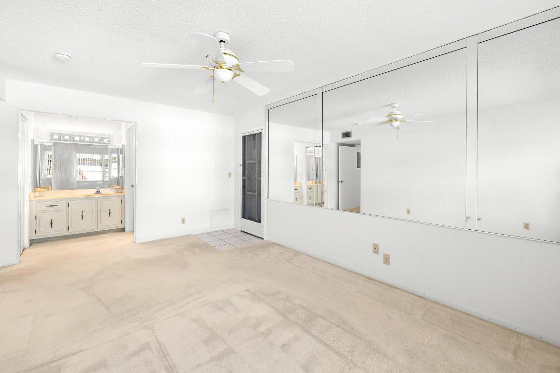 HIGH POINT OF DELRAY SEC 5 CONDO - Residential