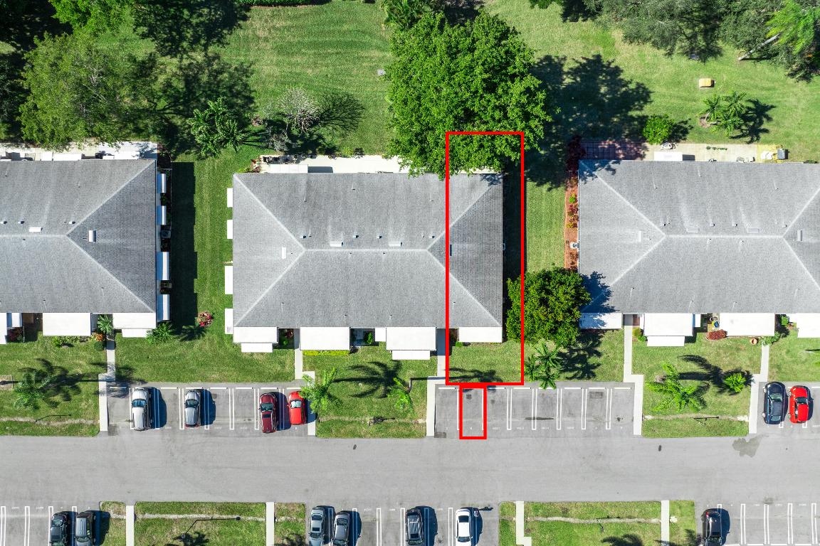 HIGH POINT OF DELRAY SEC 5 CONDO - Residential