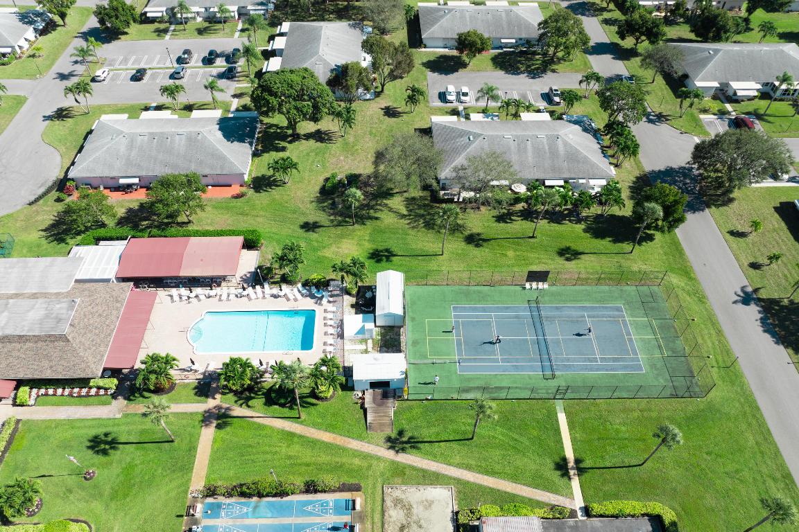 HIGH POINT OF DELRAY SEC 5 CONDO - Residential