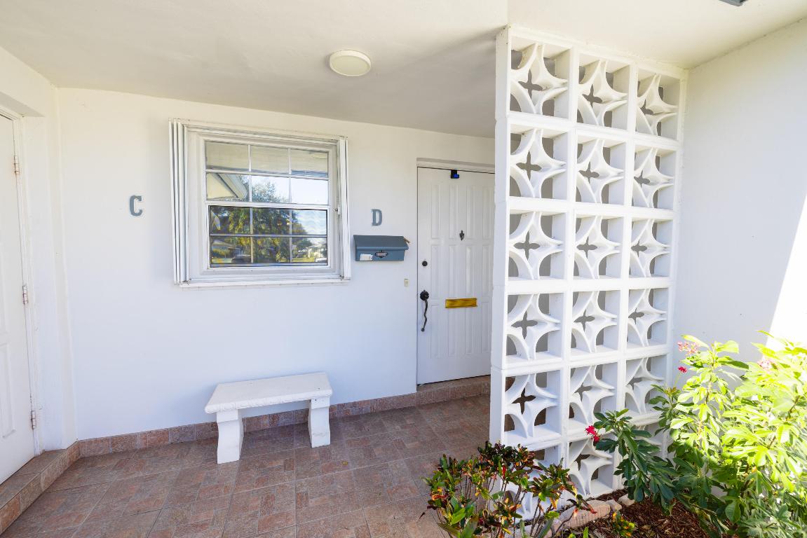 HIGH POINT OF DELRAY SEC 5 CONDO - Residential