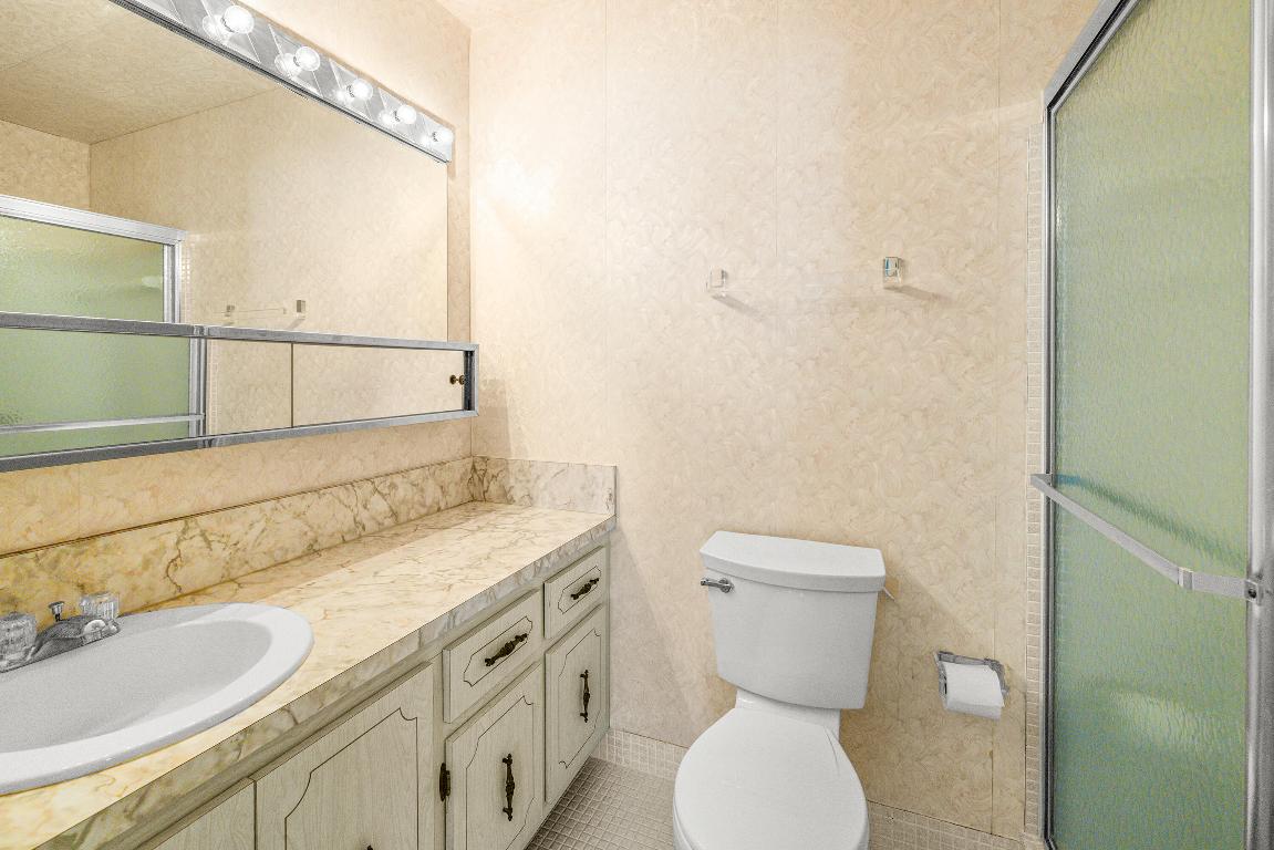 HIGH POINT OF DELRAY SEC 5 CONDO - Residential