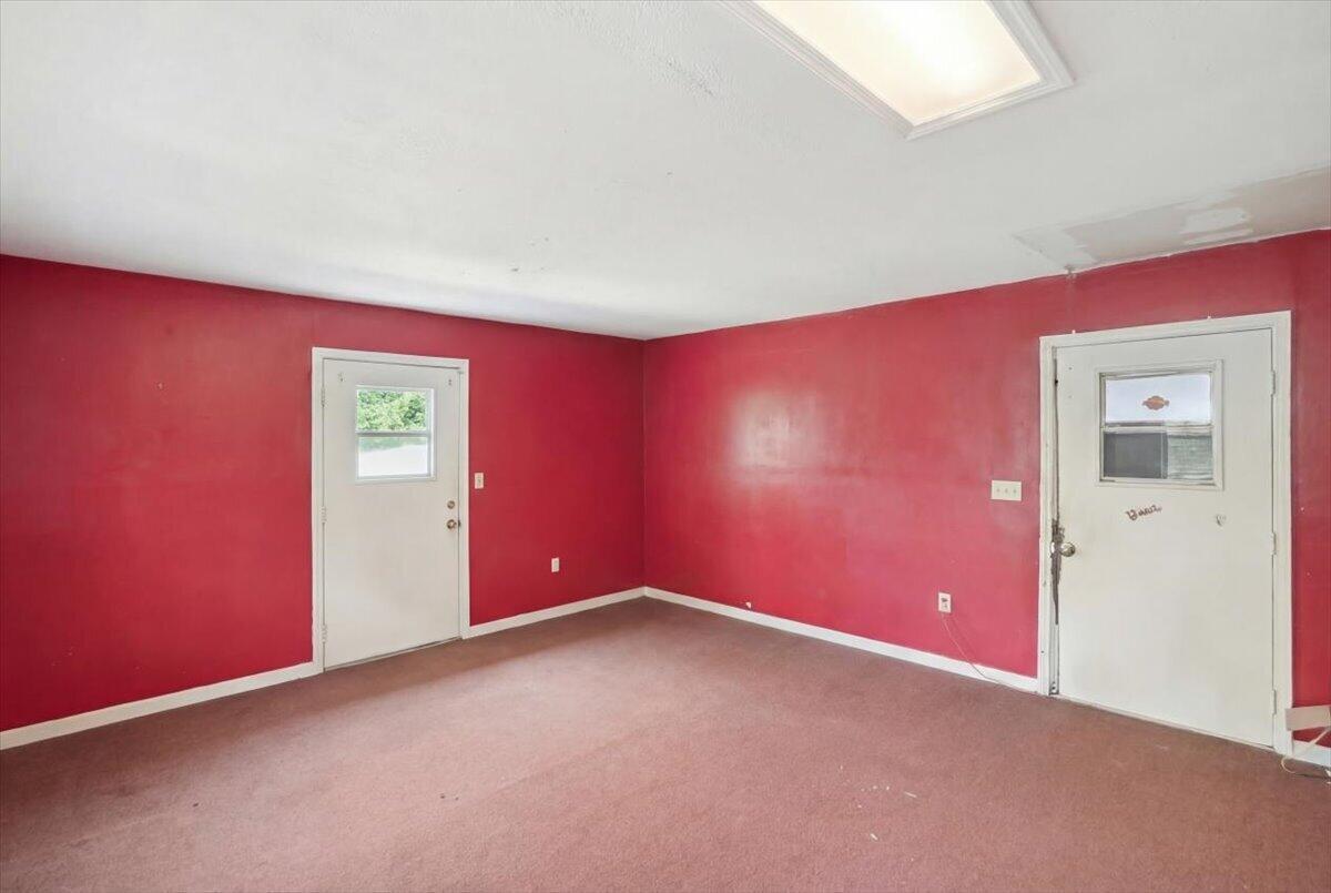 METES AND BOUNDS - Residential