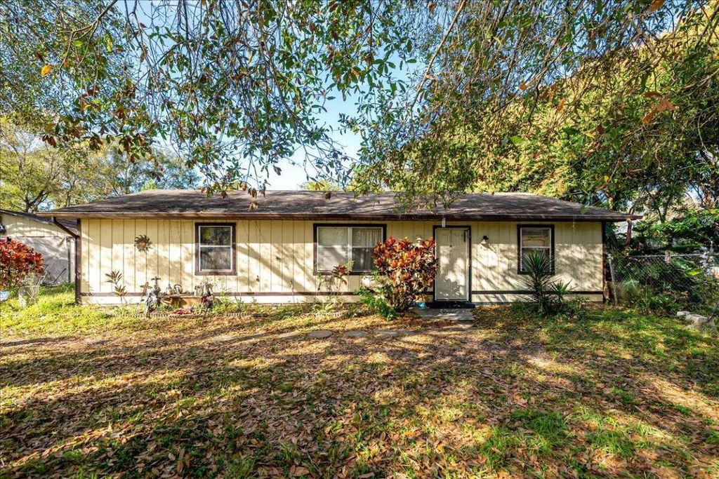 Photo of 2935 Middle Road, Fort Pierce, FL 34981 (MLS # R11149833)