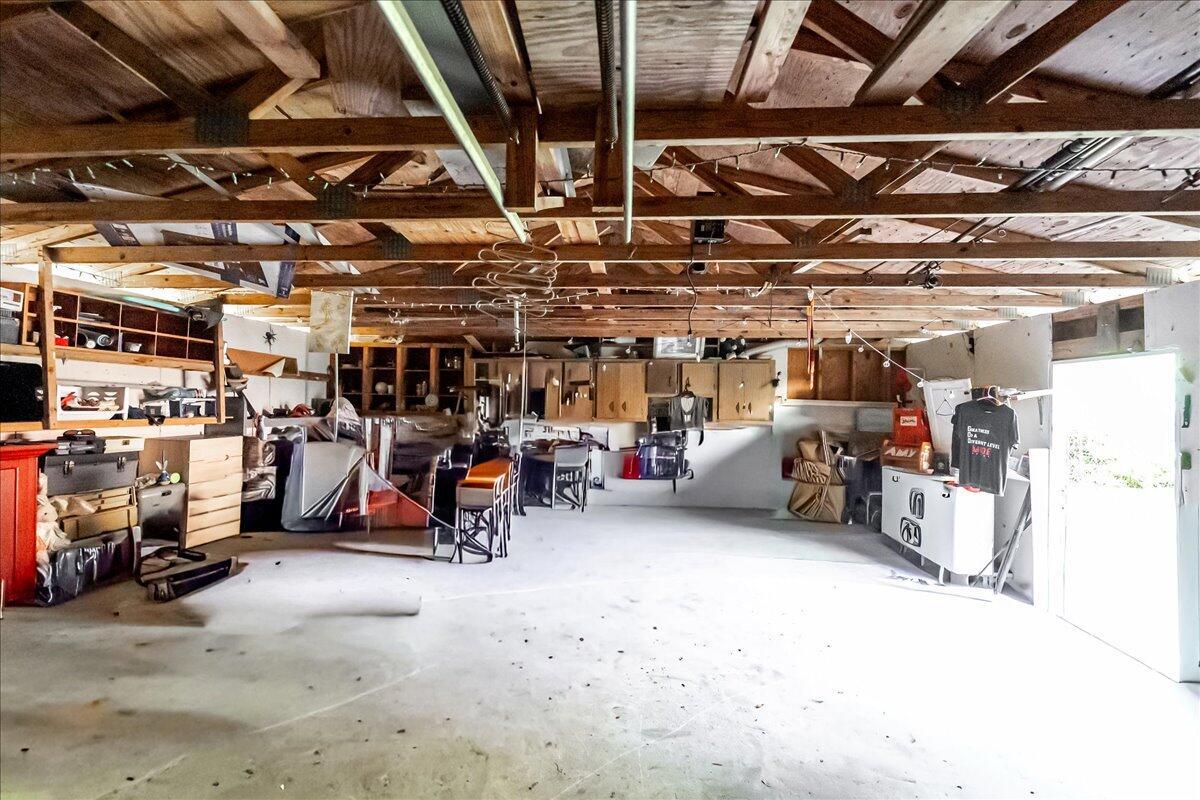 METES AND BOUNDS - Residential