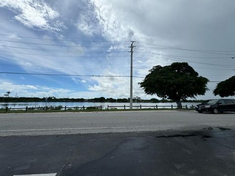 A home in Lake Worth Beach