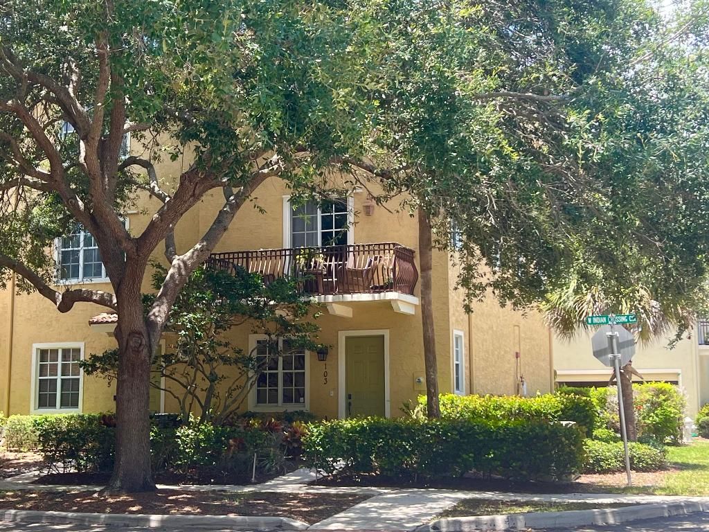 Photo of 103 W Indian Crossing Circle, Jupiter, FL 33458 (MLS # R10993174)