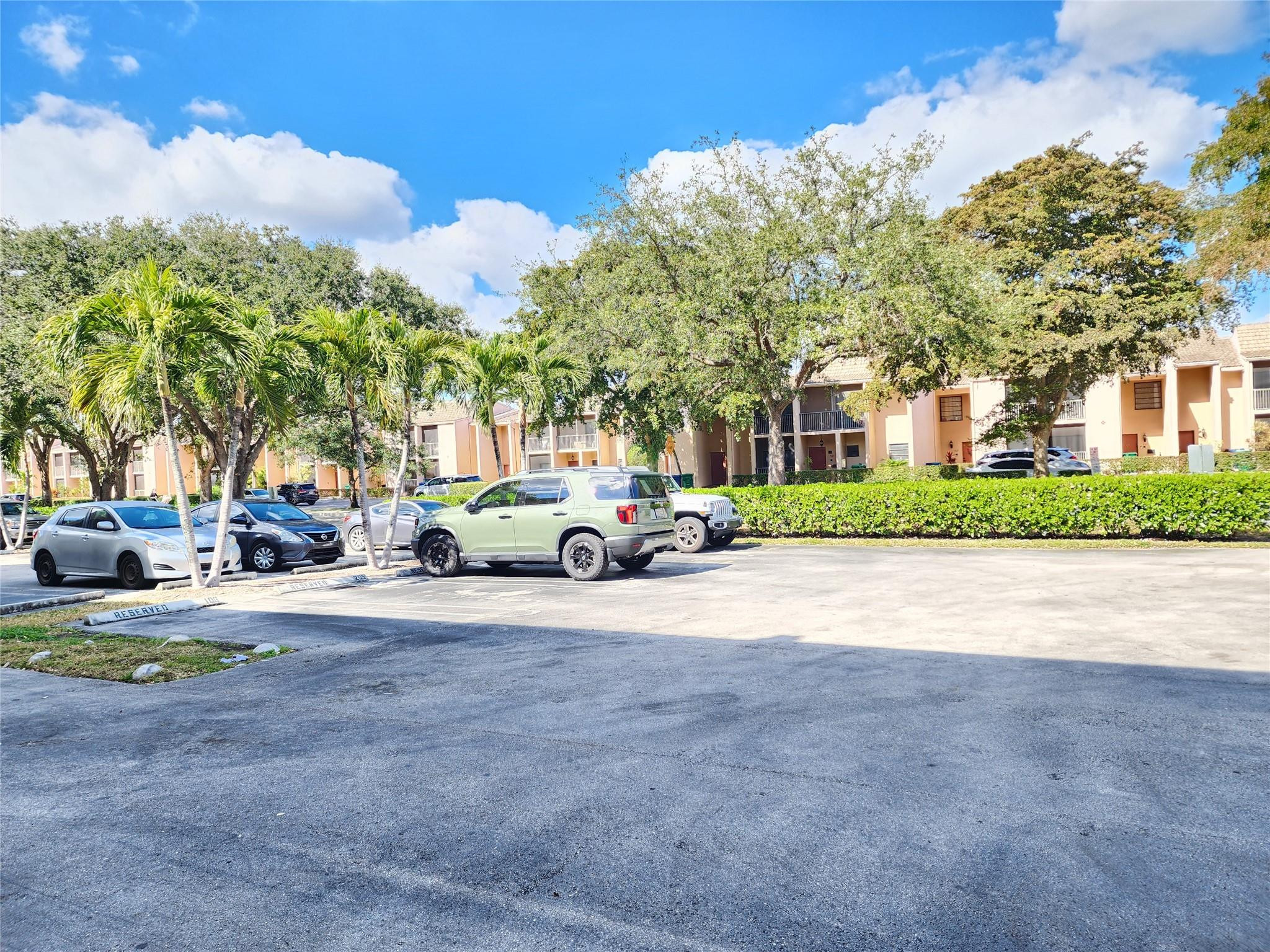 FAIRWAYS OF CORAL SPRINGS - Residential