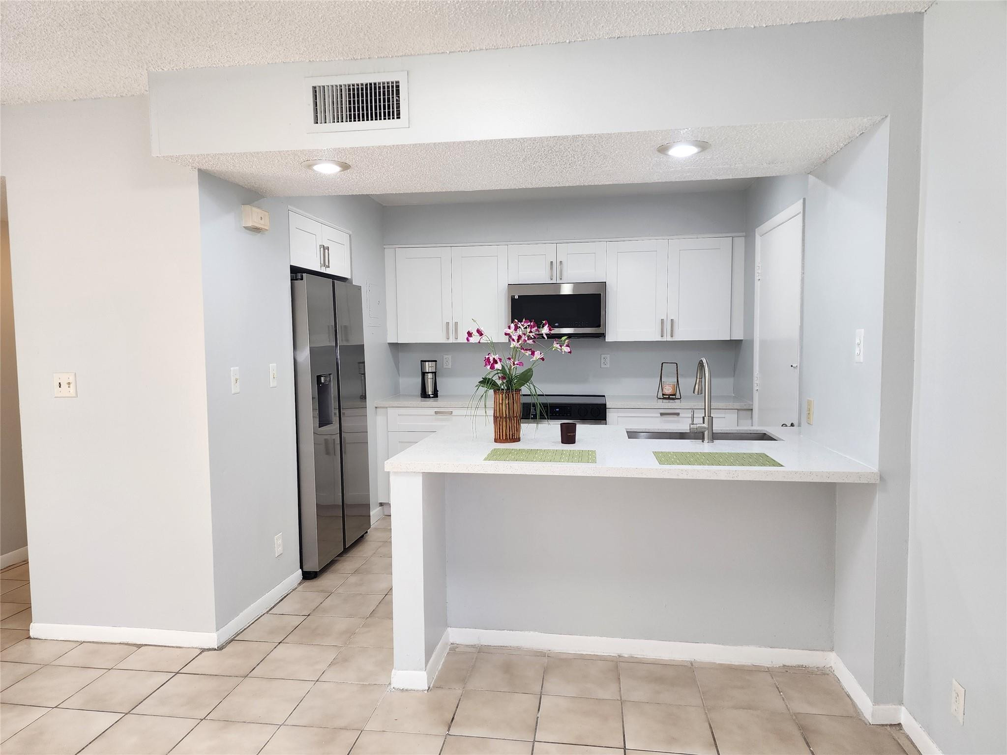 FAIRWAYS OF CORAL SPRINGS - Residential