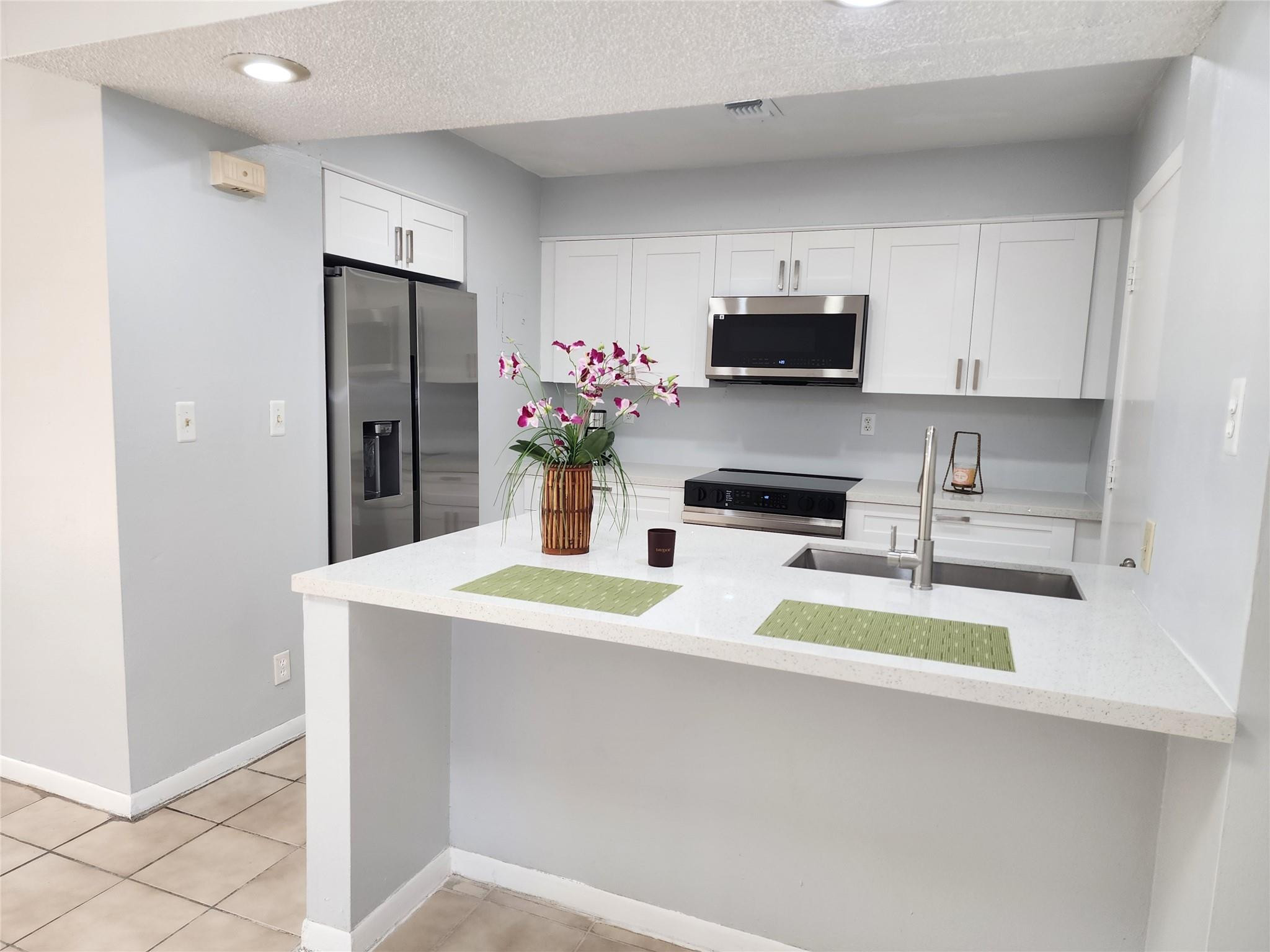 FAIRWAYS OF CORAL SPRINGS - Residential