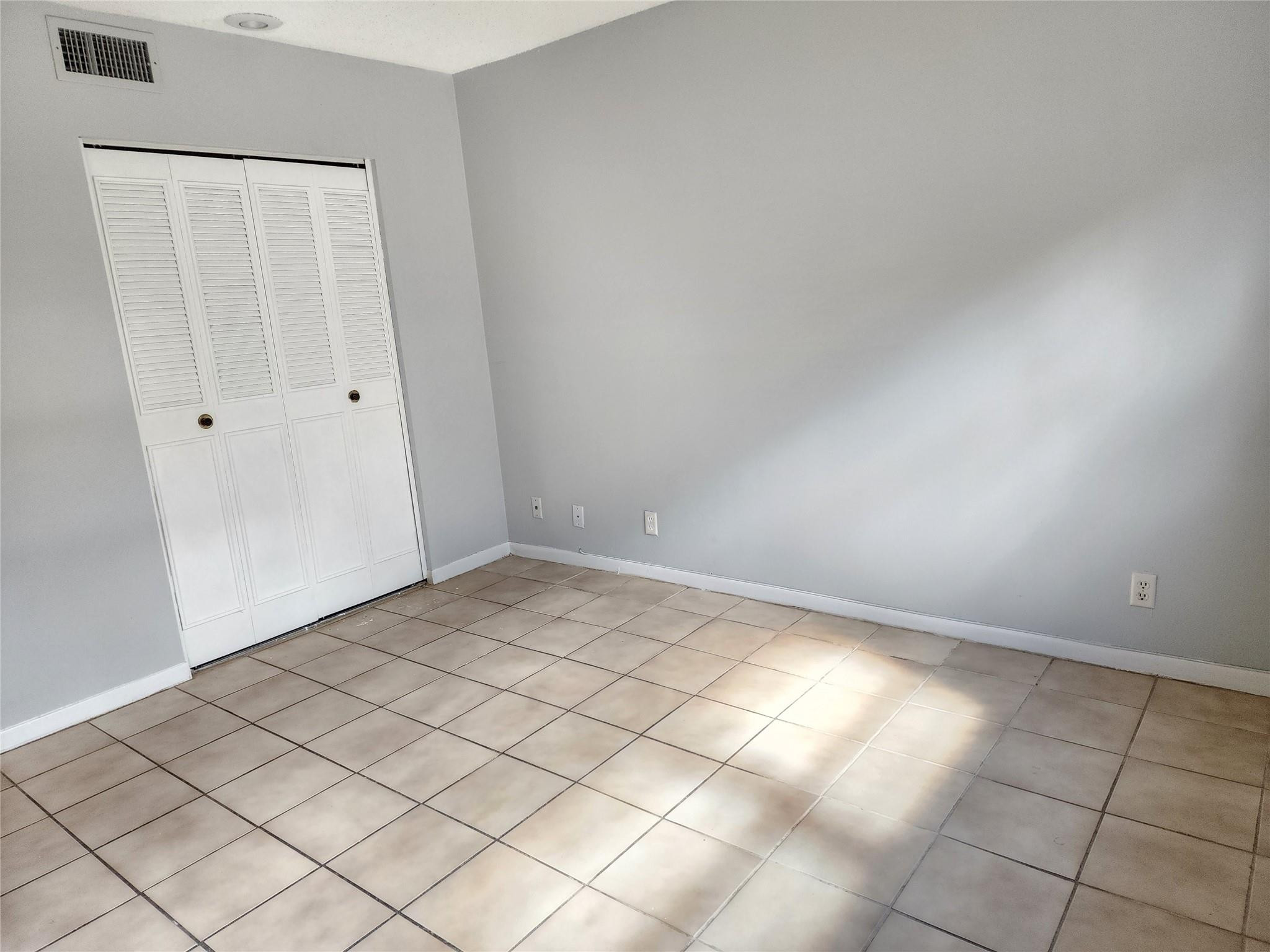 FAIRWAYS OF CORAL SPRINGS - Residential