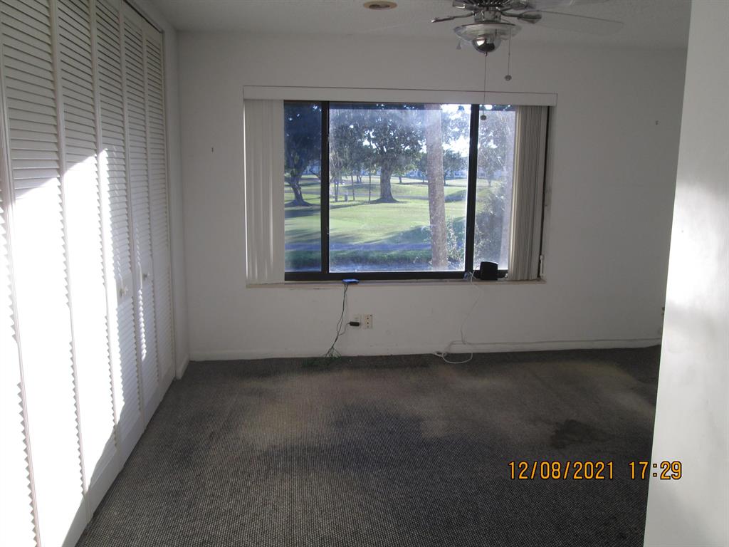 FOUNTAINS OF PALM BEACH CONDO 3 - Residential