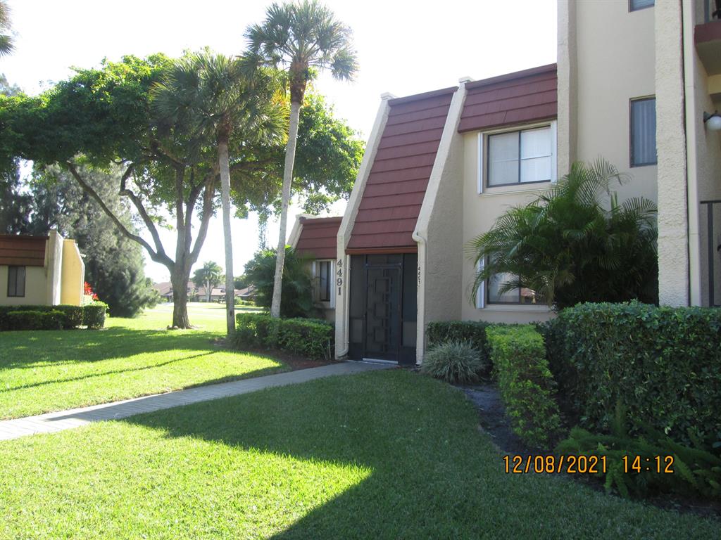 FOUNTAINS OF PALM BEACH CONDO 3 - Residential