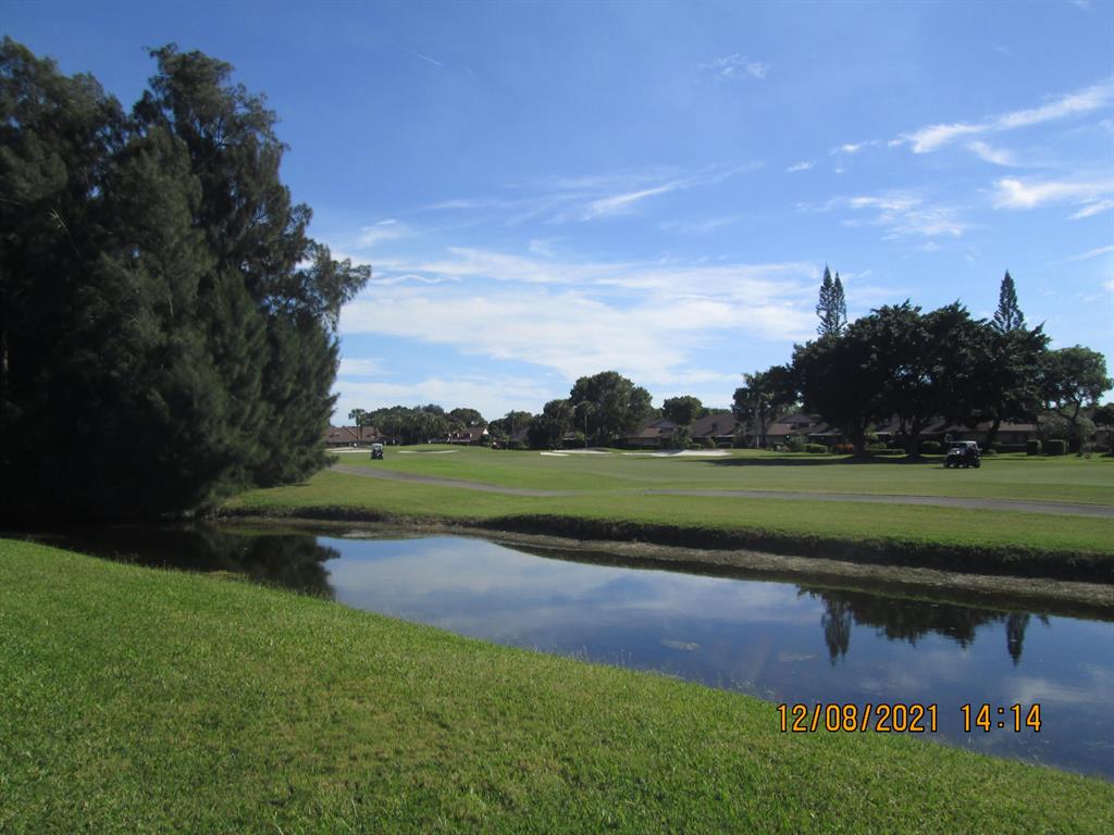 FOUNTAINS OF PALM BEACH CONDO 3 - Residential