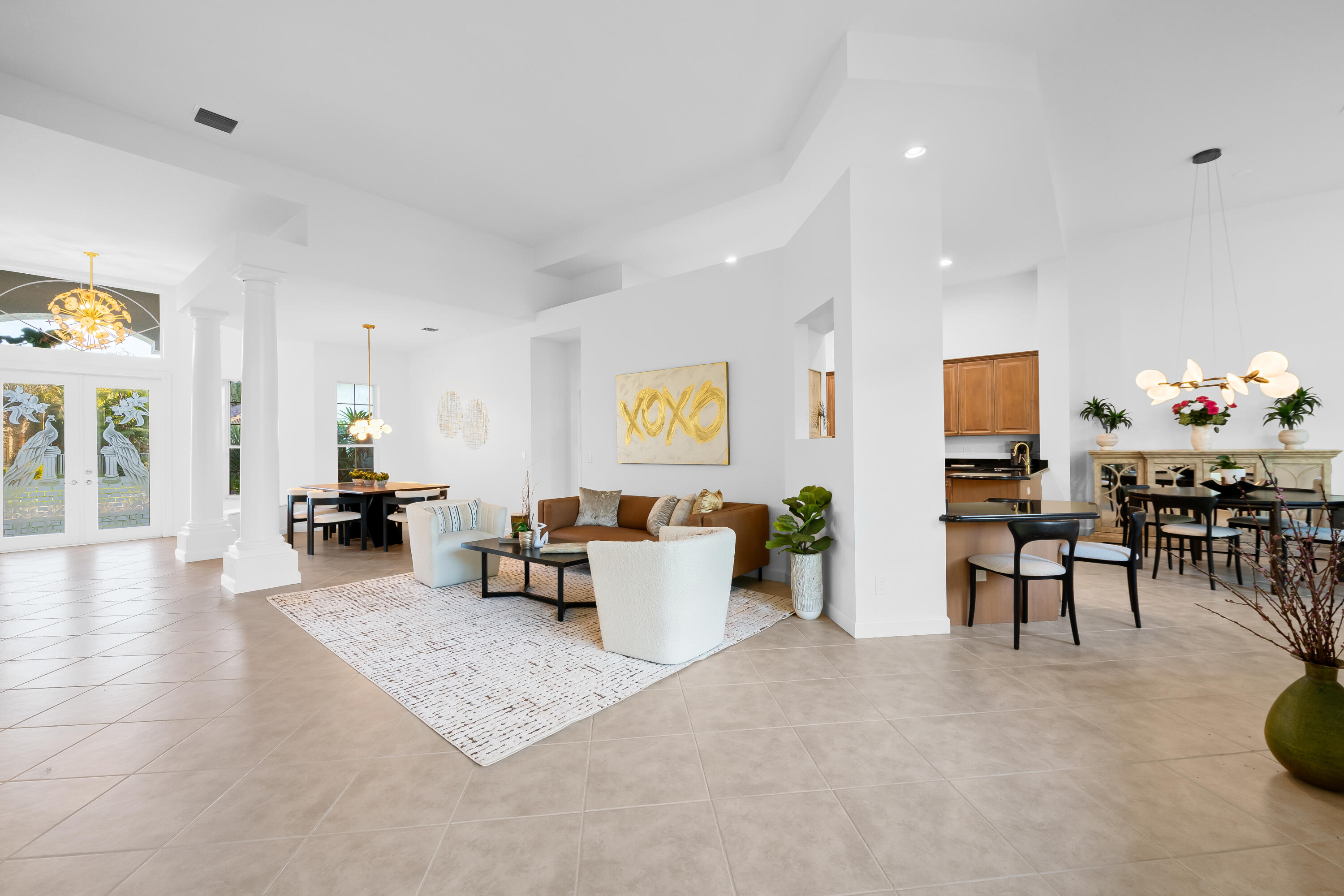 ROLLING HILLS GOLF & TENNIS CLUB - Residential