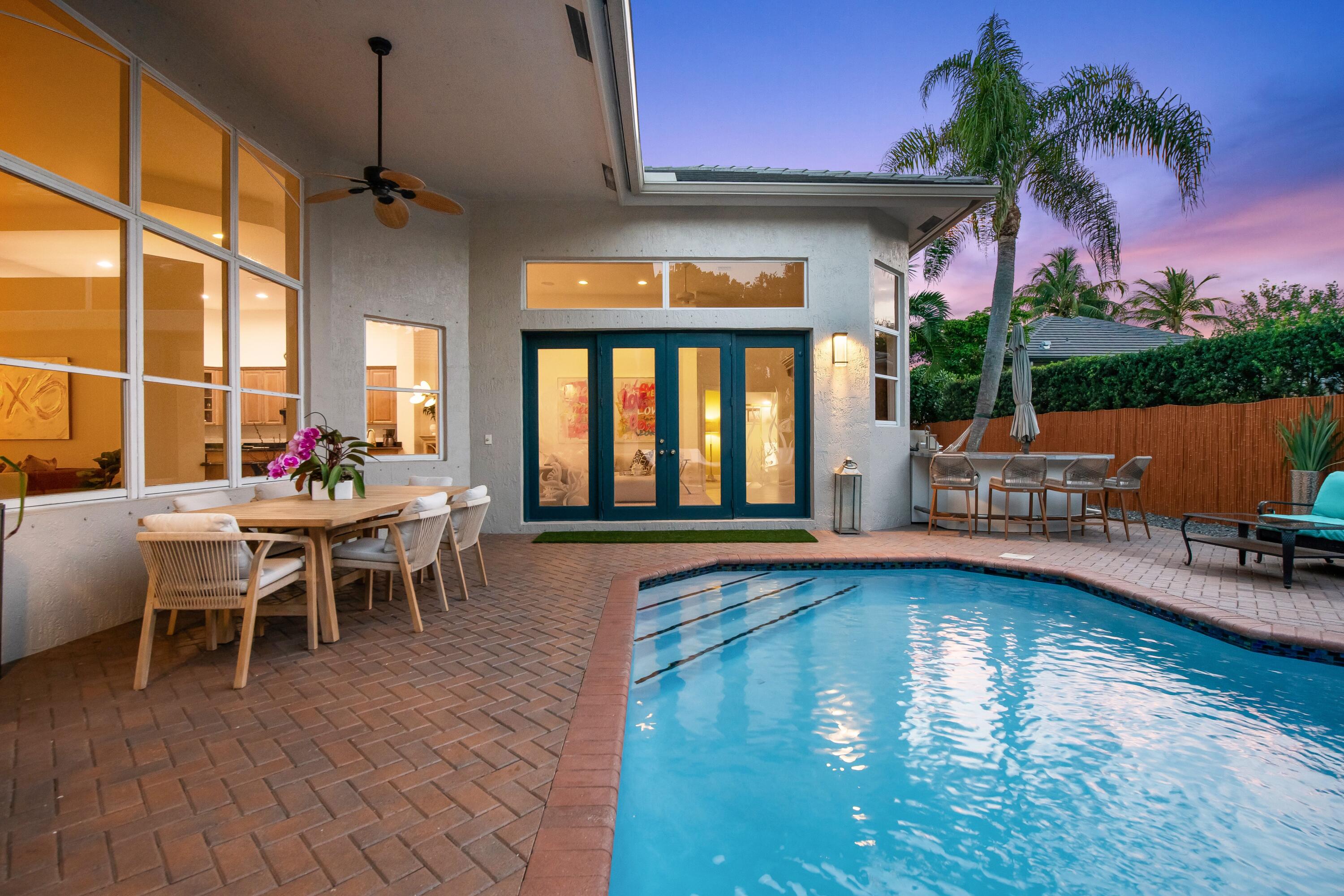 ROLLING HILLS GOLF & TENNIS CLUB - Residential