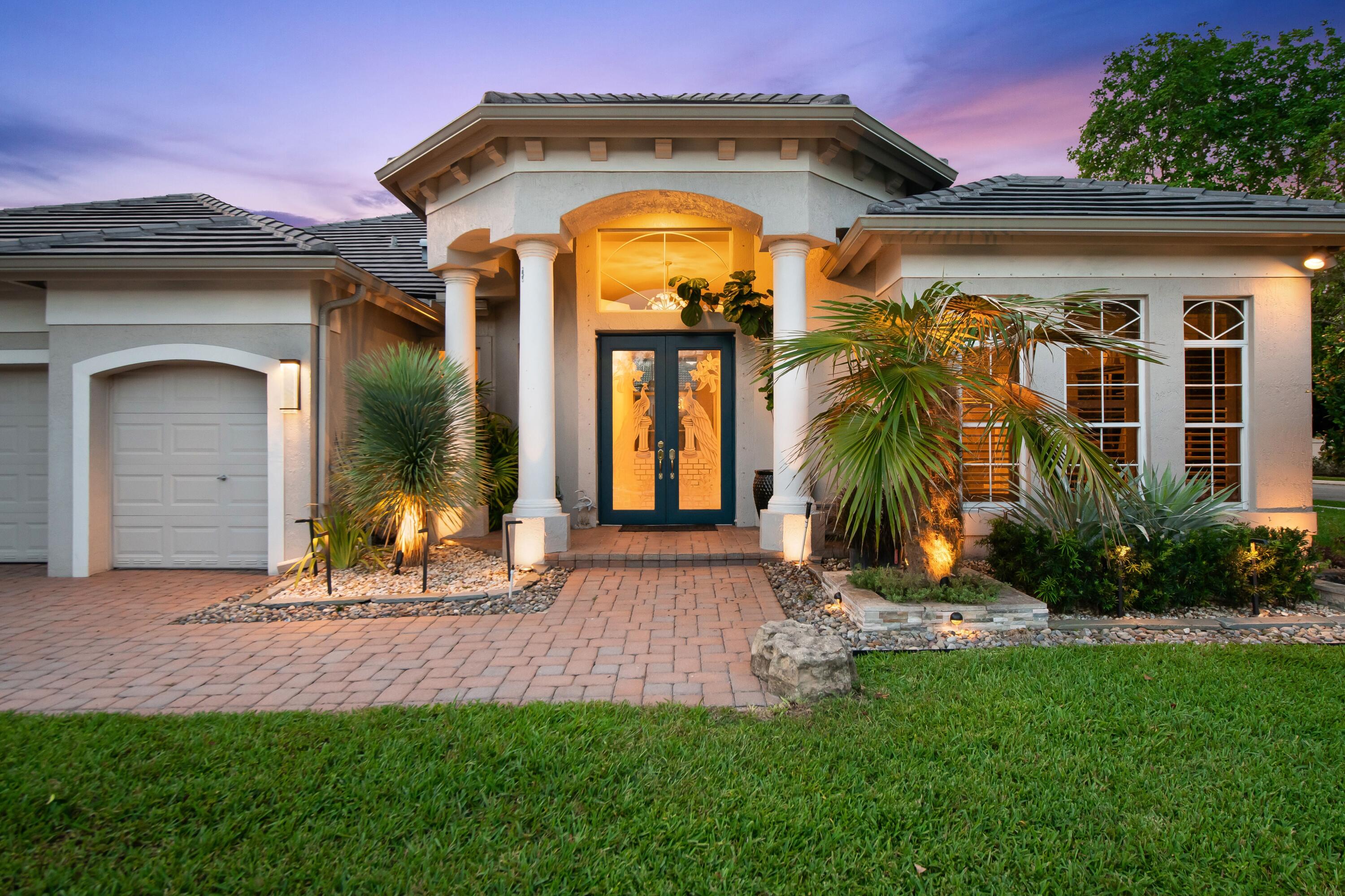 ROLLING HILLS GOLF & TENNIS CLUB - Residential