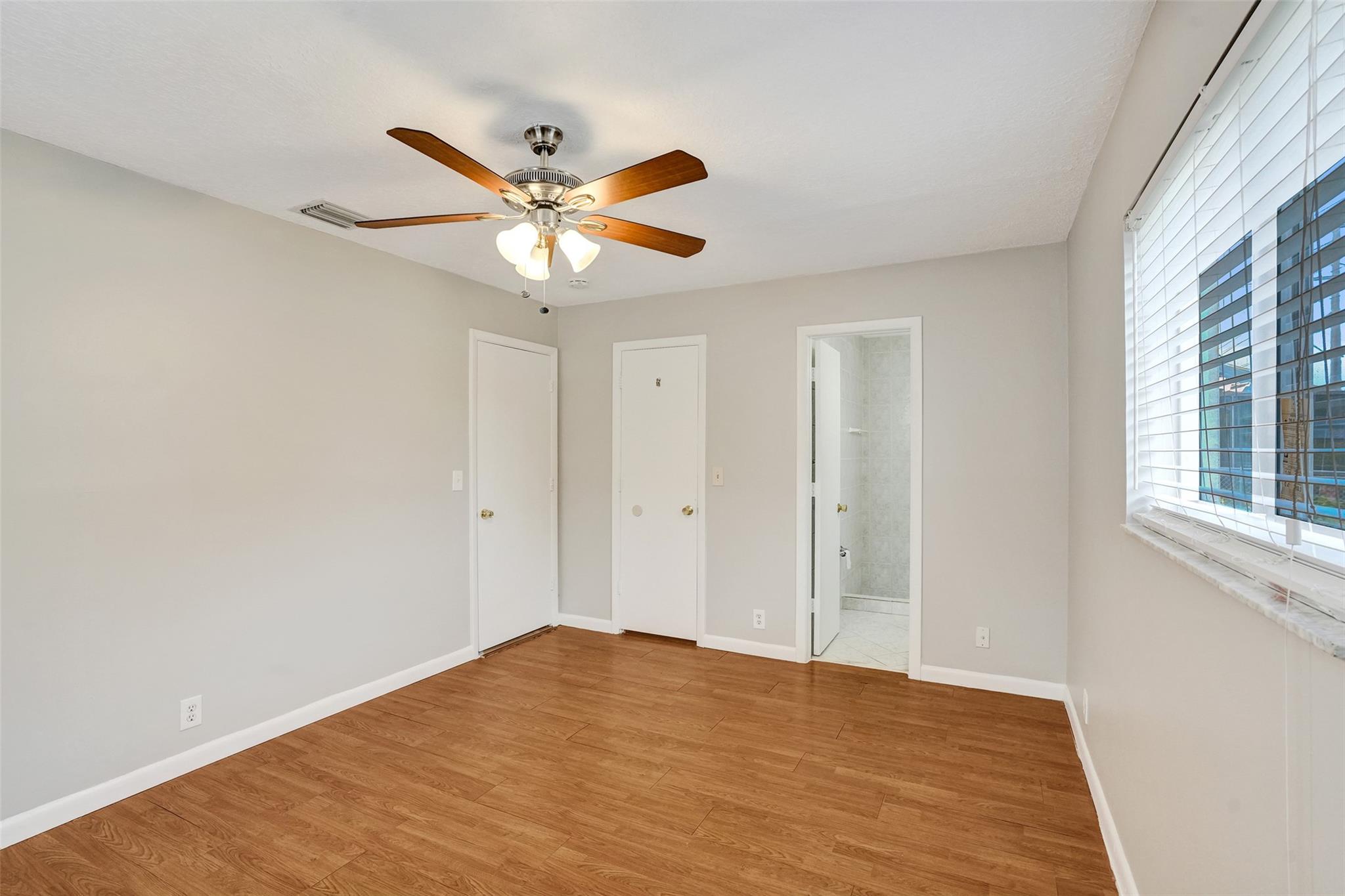 Oriole-Margate Sec 5 84-2 - Residential