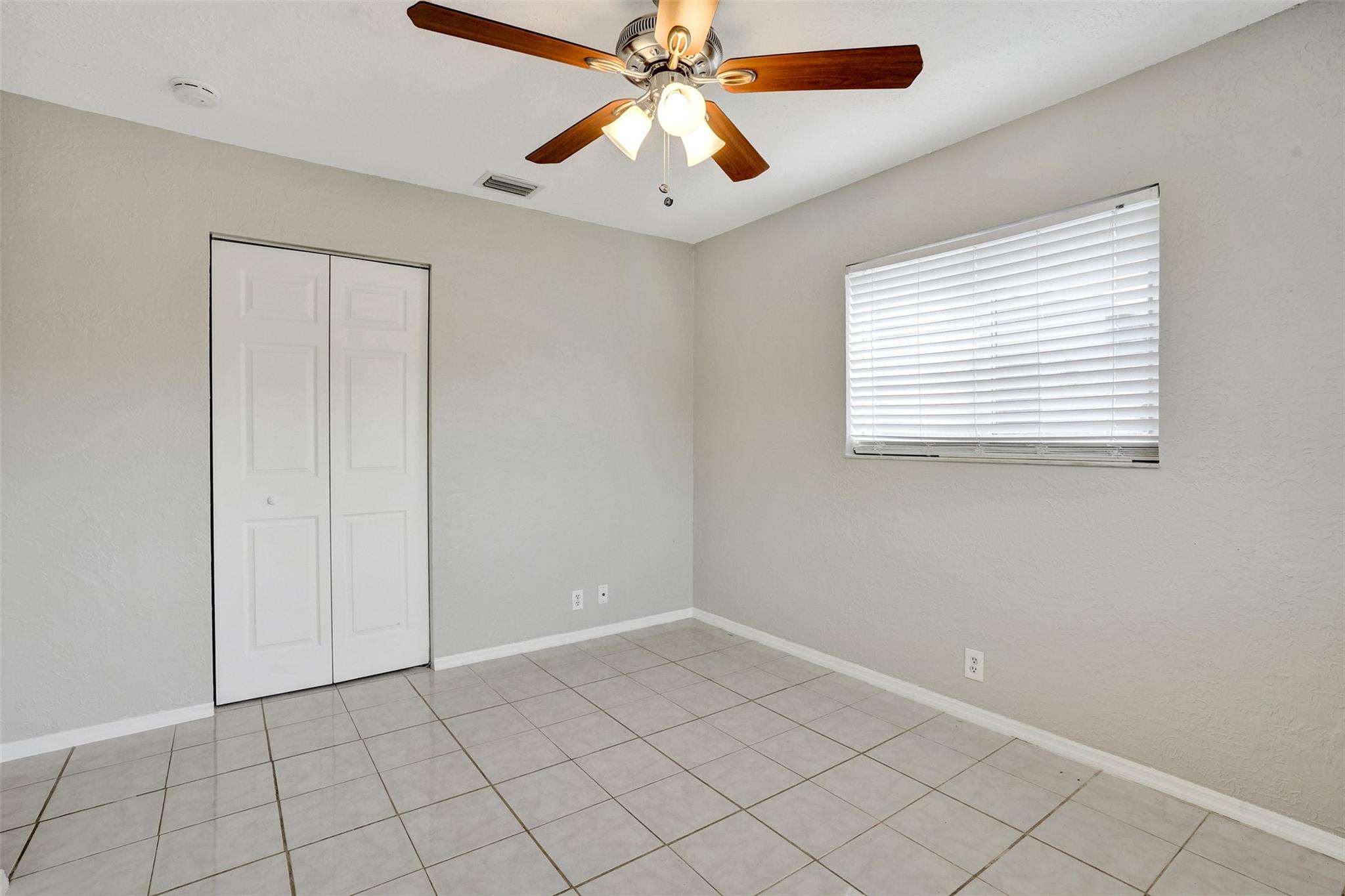 Oriole-Margate Sec 5 84-2 - Residential
