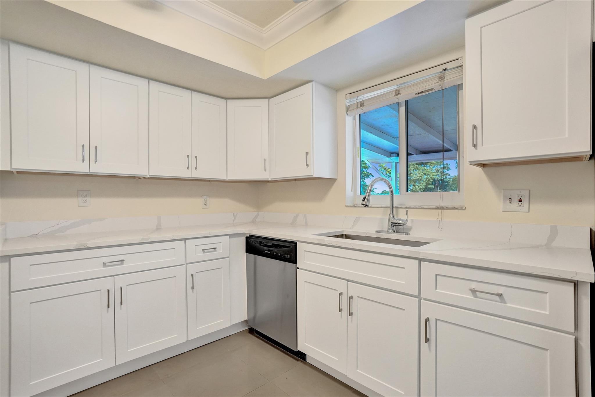 Oriole-Margate Sec 5 84-2 - Residential