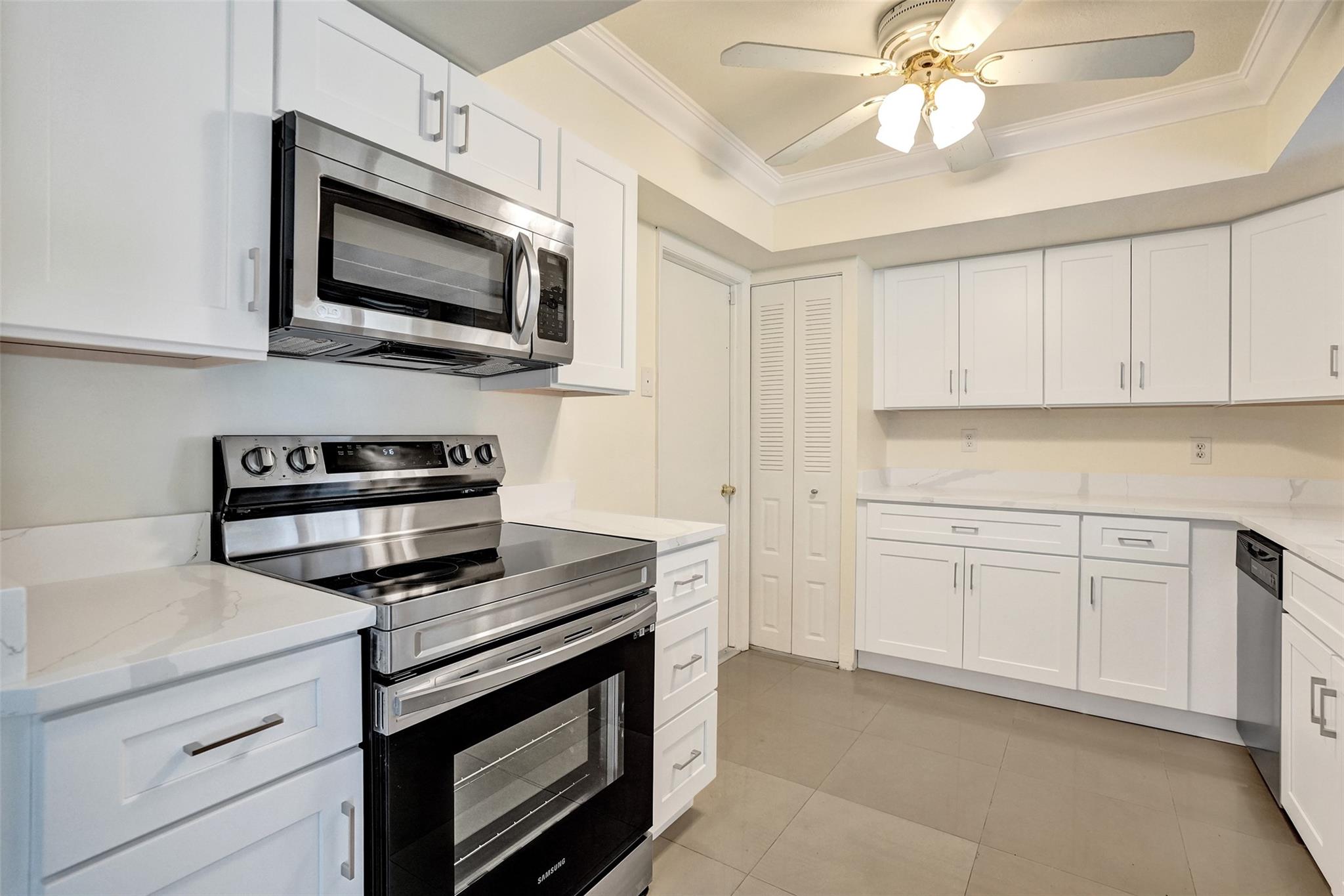 Oriole-Margate Sec 5 84-2 - Residential