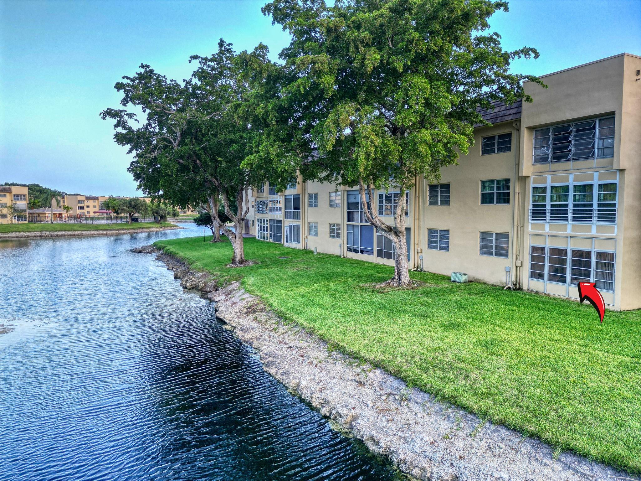 Bermuda Club - Residential