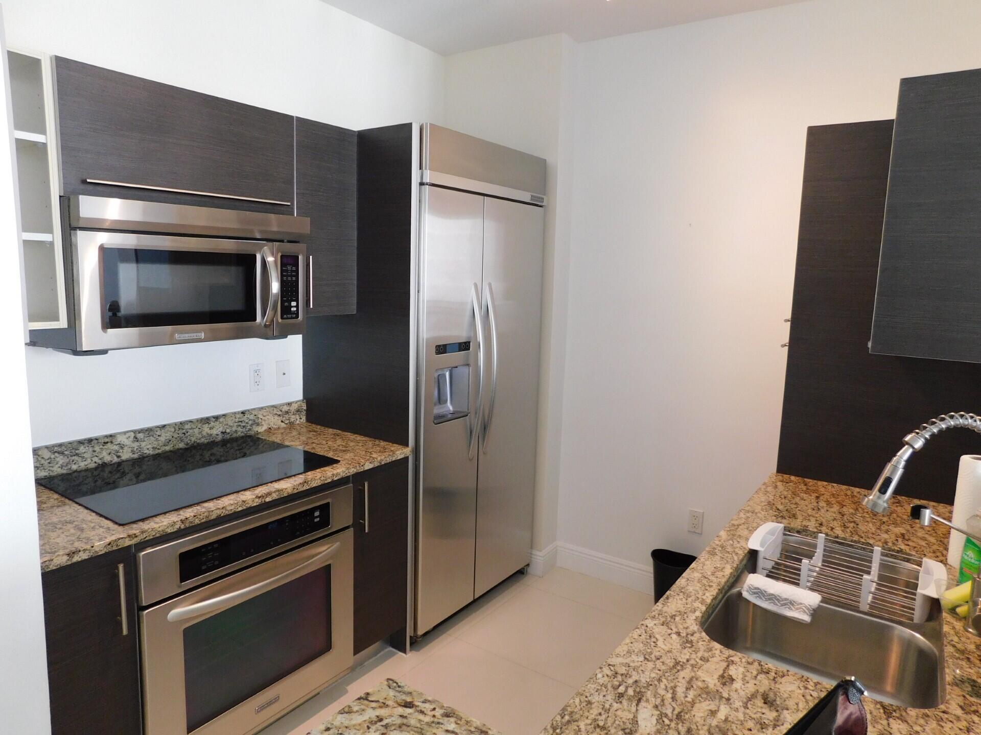550 Okeechobee Boulevard 621