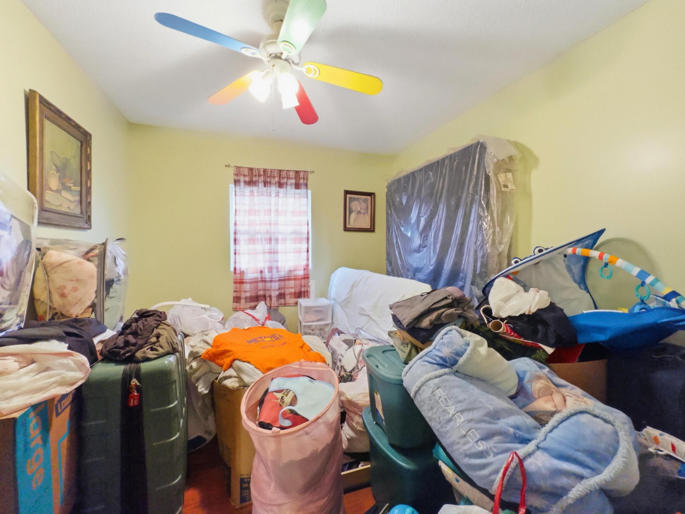 WOODSIDE ARMS CONDO - Residential