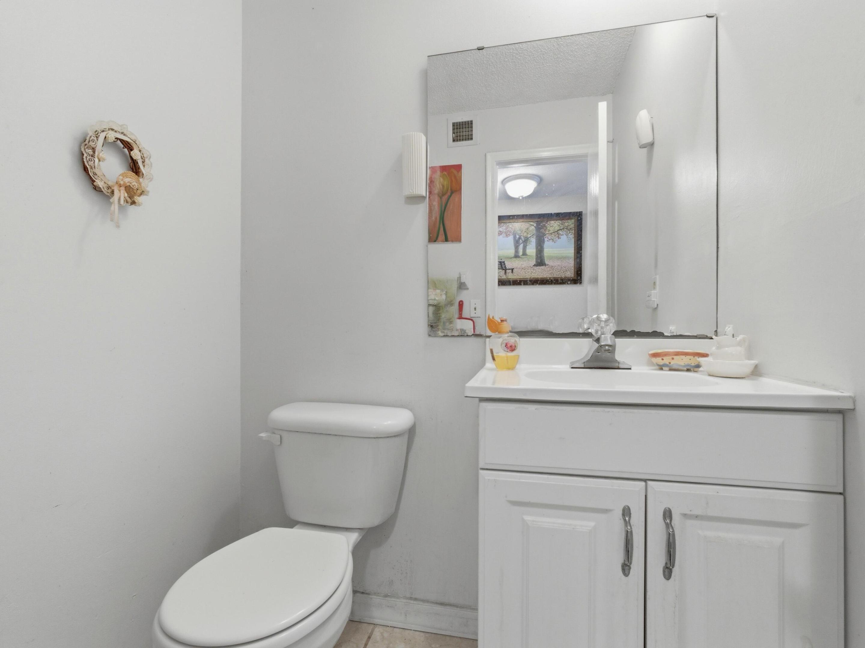 WOODSIDE ARMS CONDO - Residential