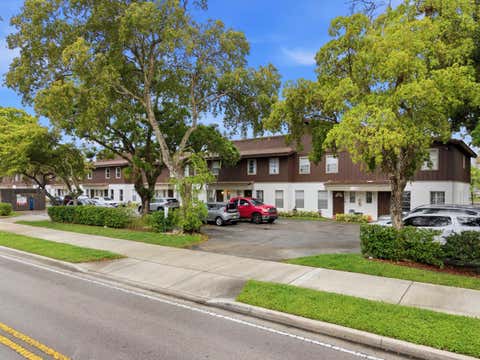 Tiny photo for 3920 Woodside Drive #Apt 11, Coral Springs, FL 33065 (MLS # B26015844)