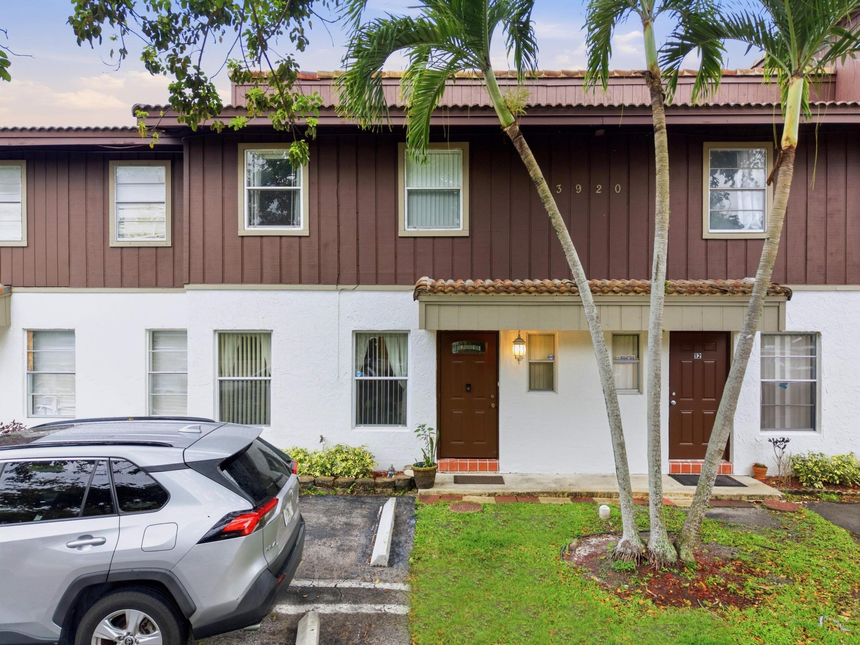 3920 Woodside Drive Apt 11