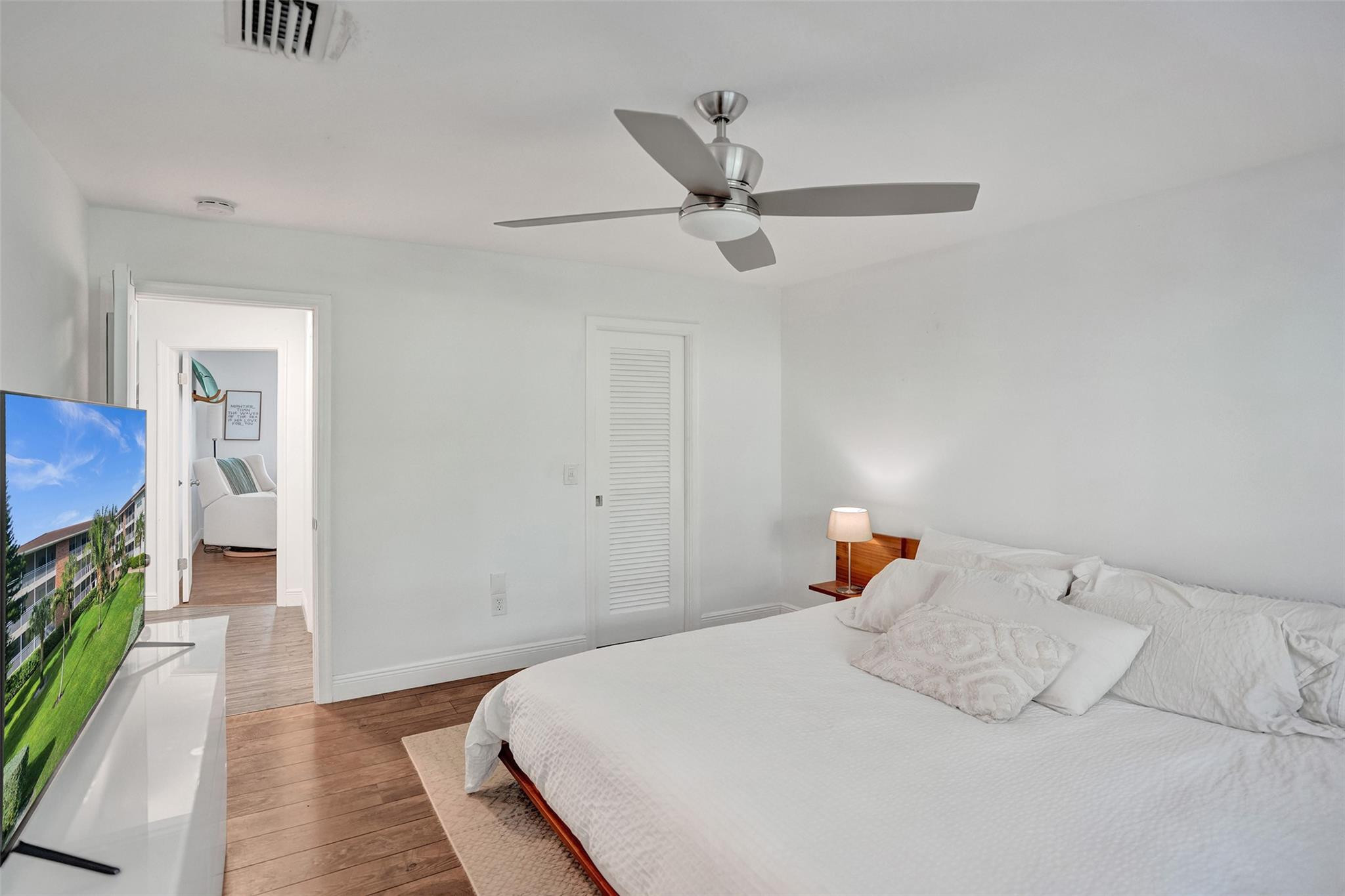 BOCA CAPRI CONDO APTS SLY - Residential