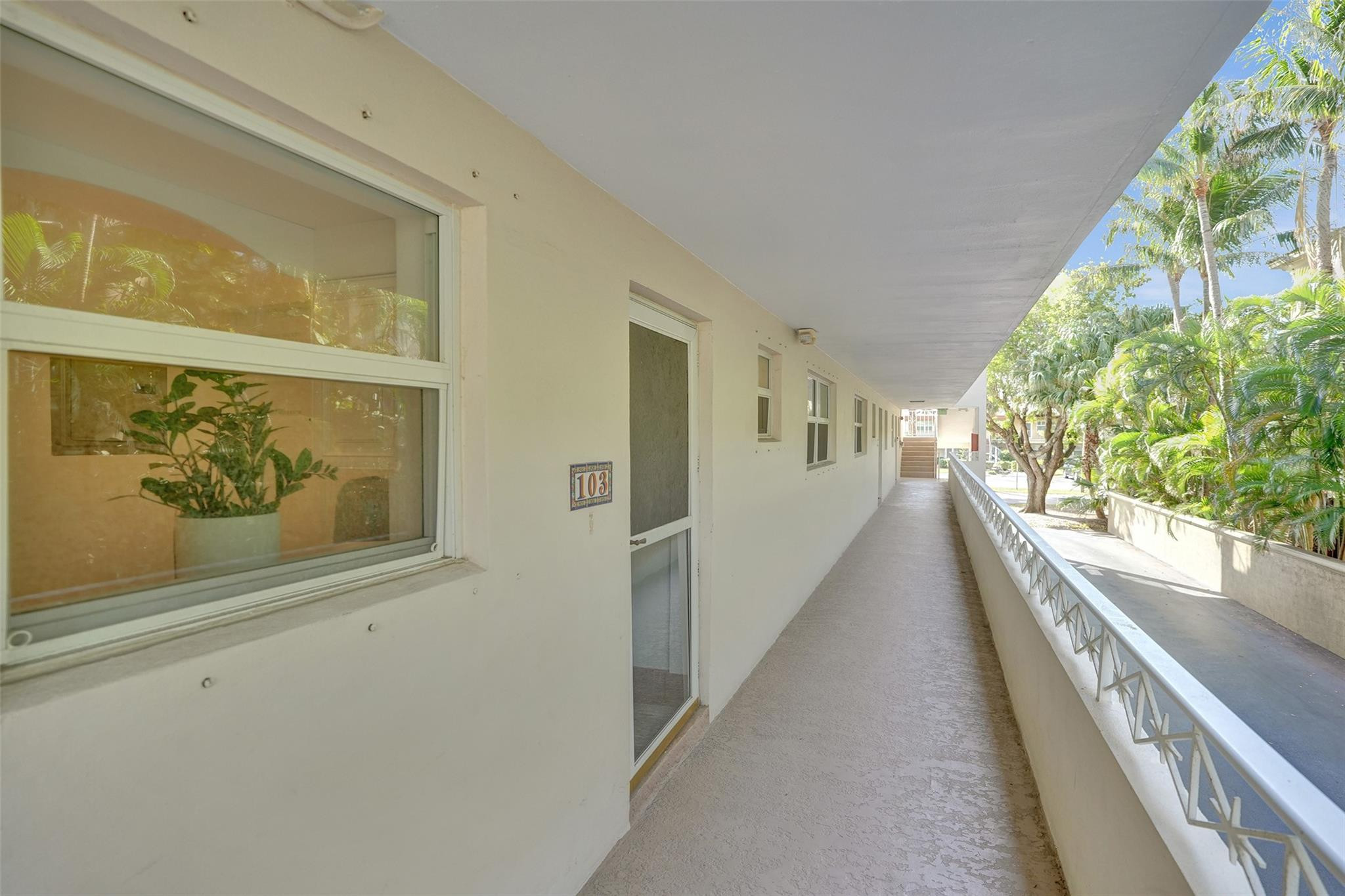 BOCA CAPRI CONDO APTS SLY - Residential