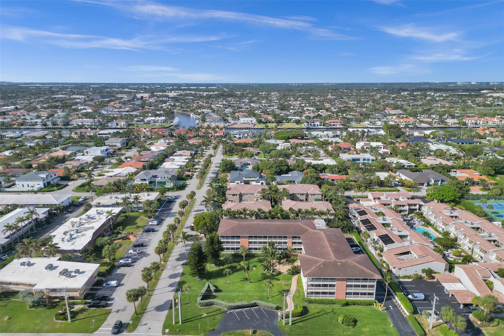 BOCA CAPRI CONDO APTS SLY - Residential