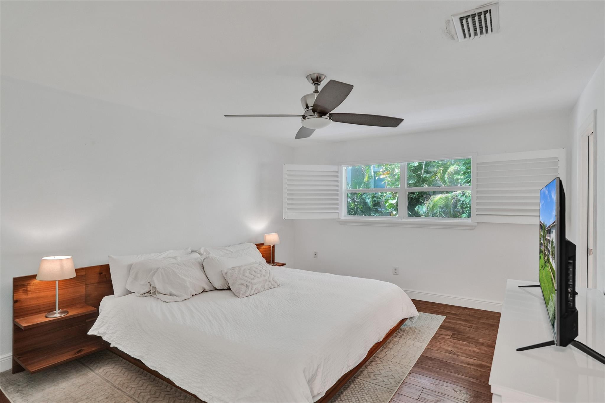 BOCA CAPRI CONDO APTS SLY - Residential