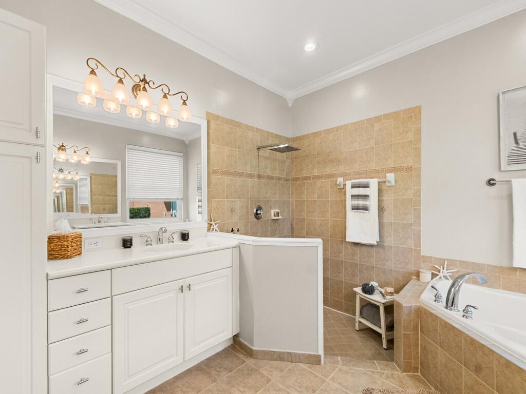 DIAMOND LAKE SUBDIVISION PHASE ONE - Residential