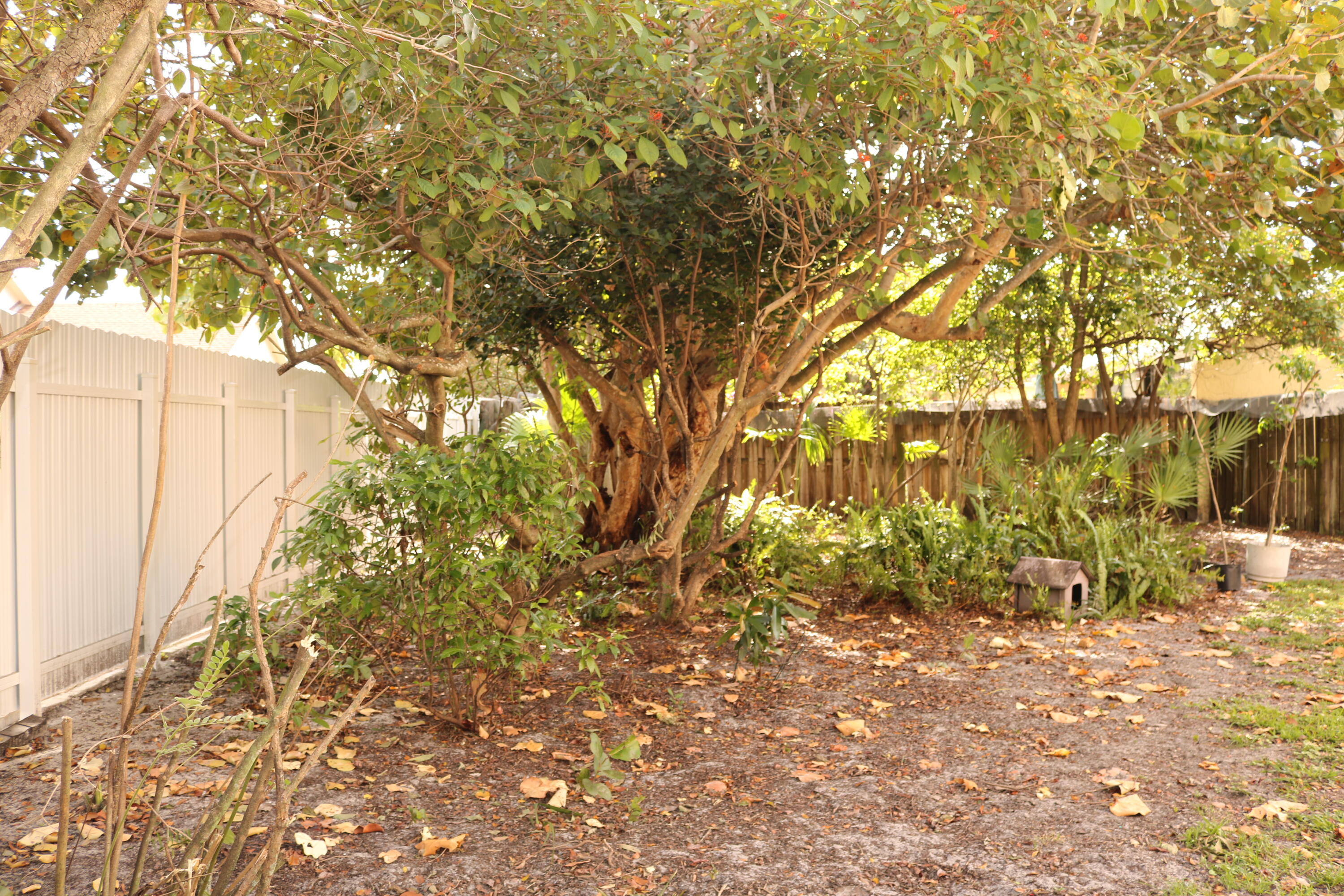 LAKESIDE GREEN 2 - Residential